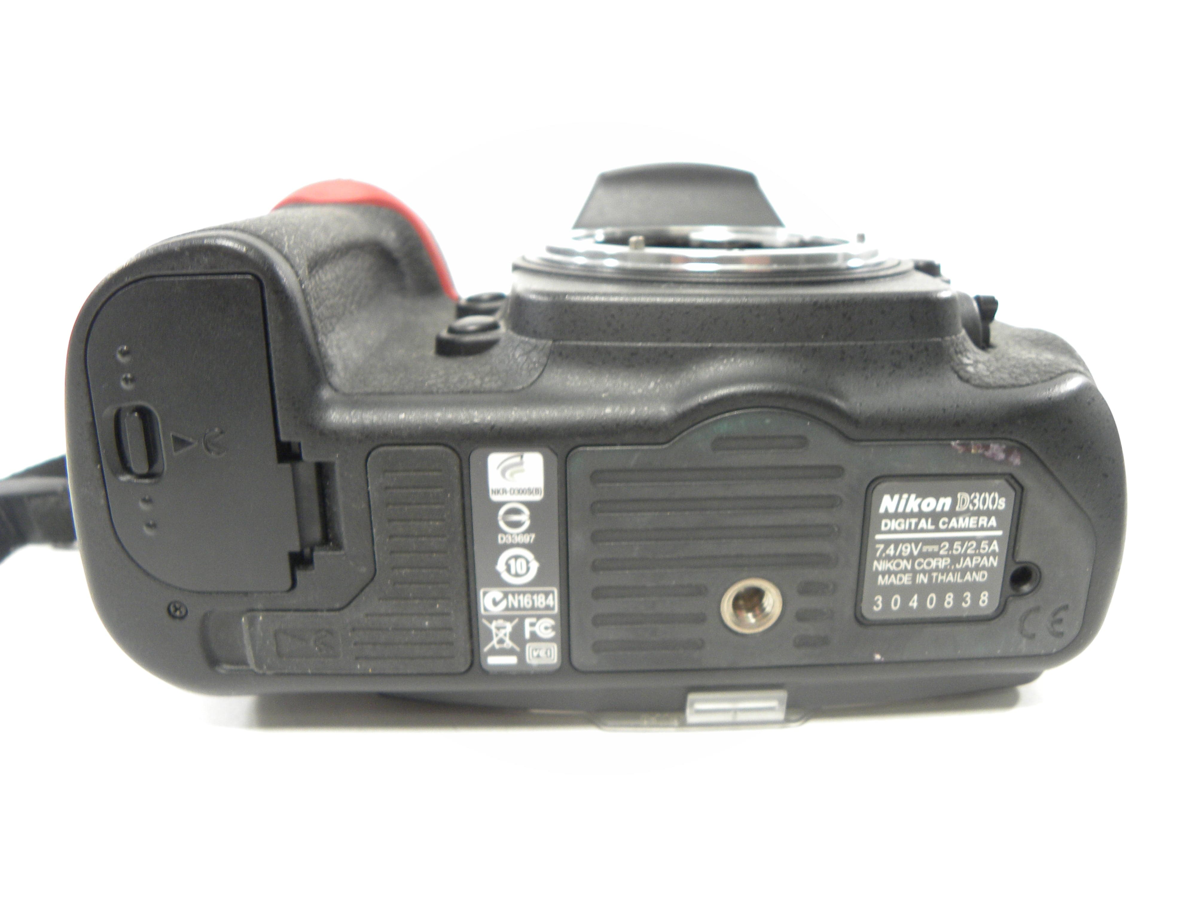 Nikon D300s 12.1mp Digital SLR Body Only Shutter Ct. 10,498
