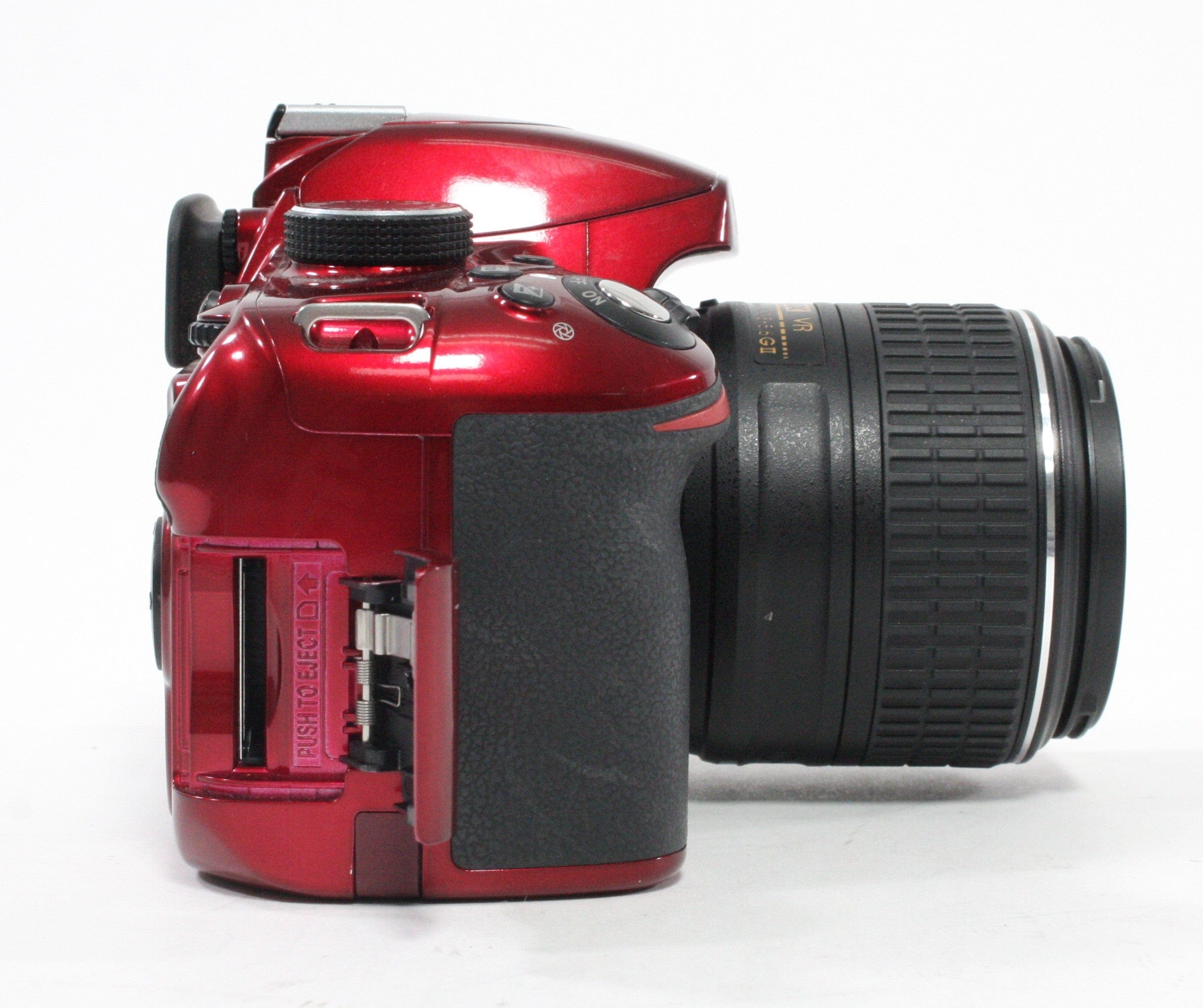 Nikon D3200 DSLR with 18-55 f/3.5-5.6 GVRII Lens with Shutter Count 3,531 (Red)