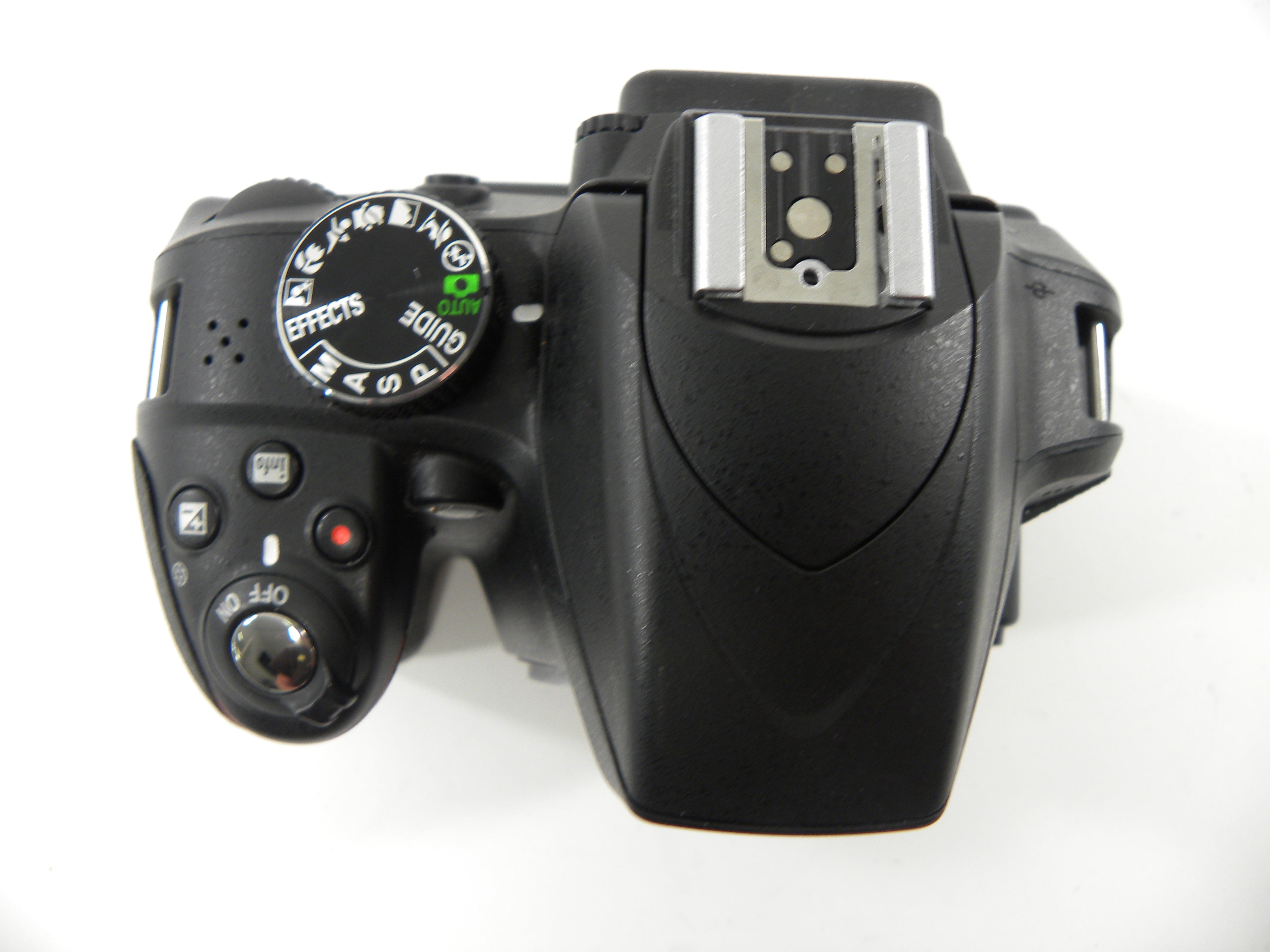 Nikon D3300 24.2mp Digital SLR Body Only Shutter Ct. 2,312