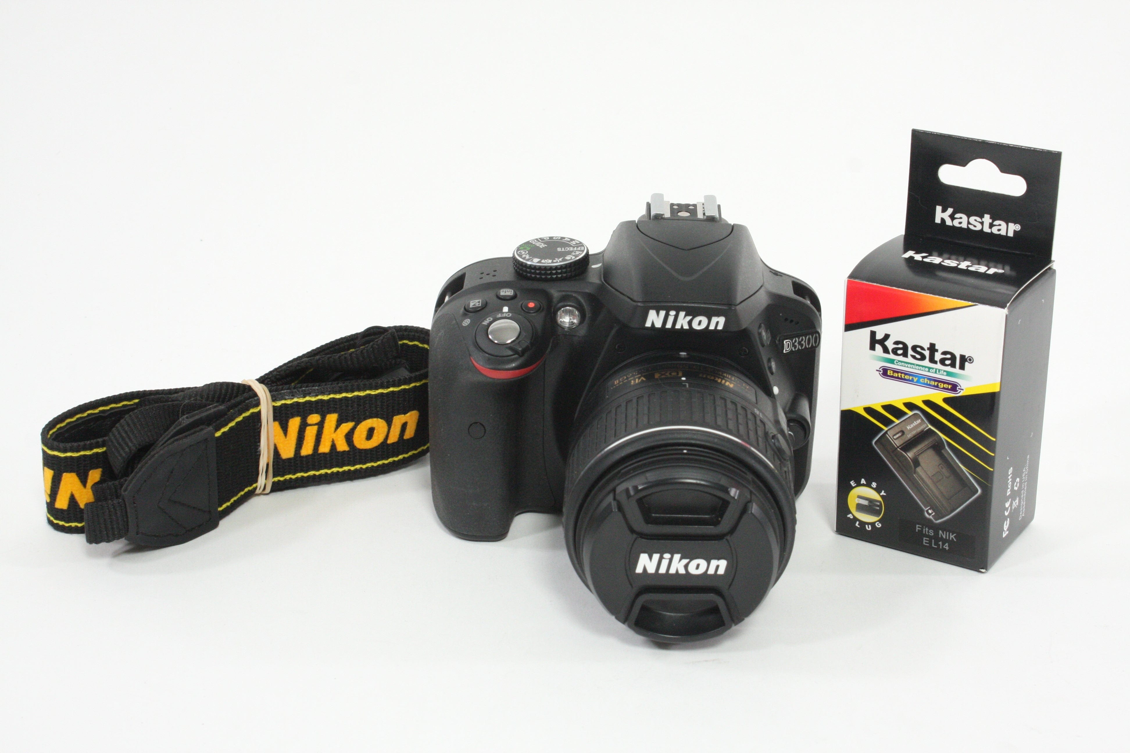 Nikon D3300 with 18-55mm f/3.5-5.6 VR GII DX Lens - Shutter Count 582