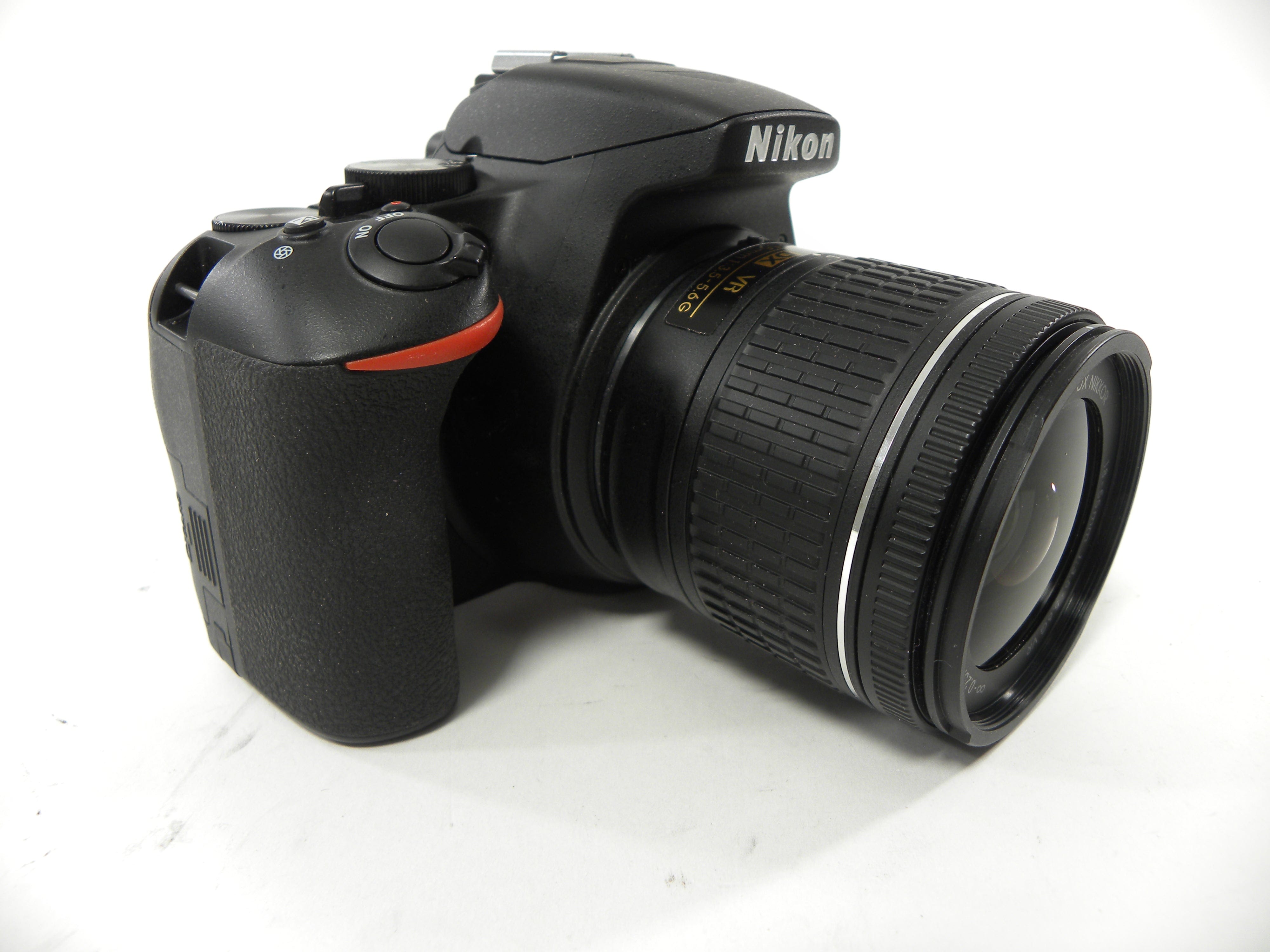 Nikon D3500 24.2mp Digital SLR w/Nikkor Af-P DX VR 18-55 Shutter Ct. 988