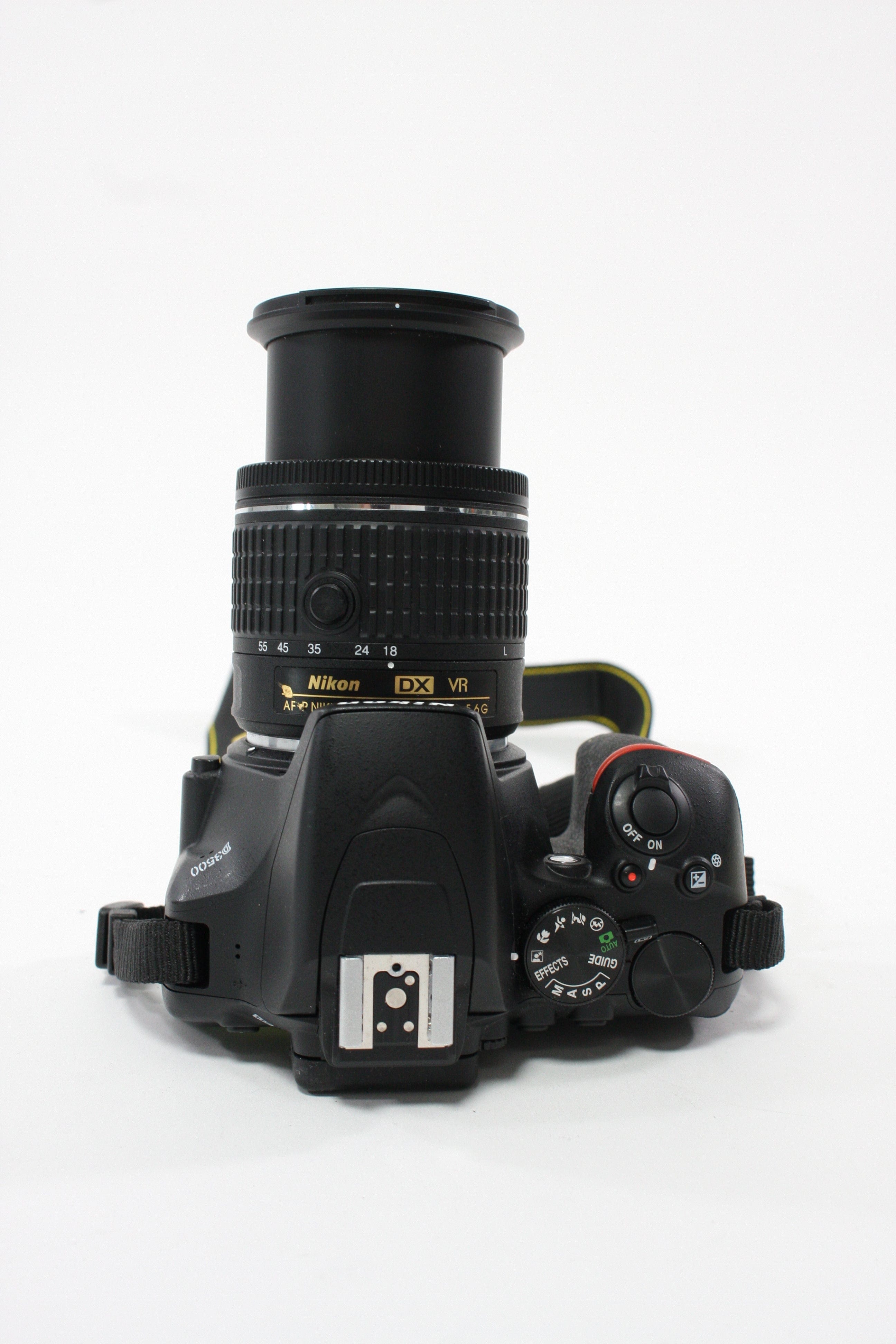 Nikon D3500 DSLR Camera with 18-55mm f/3.5-5.6G VR Lens Shutter Count 1,273