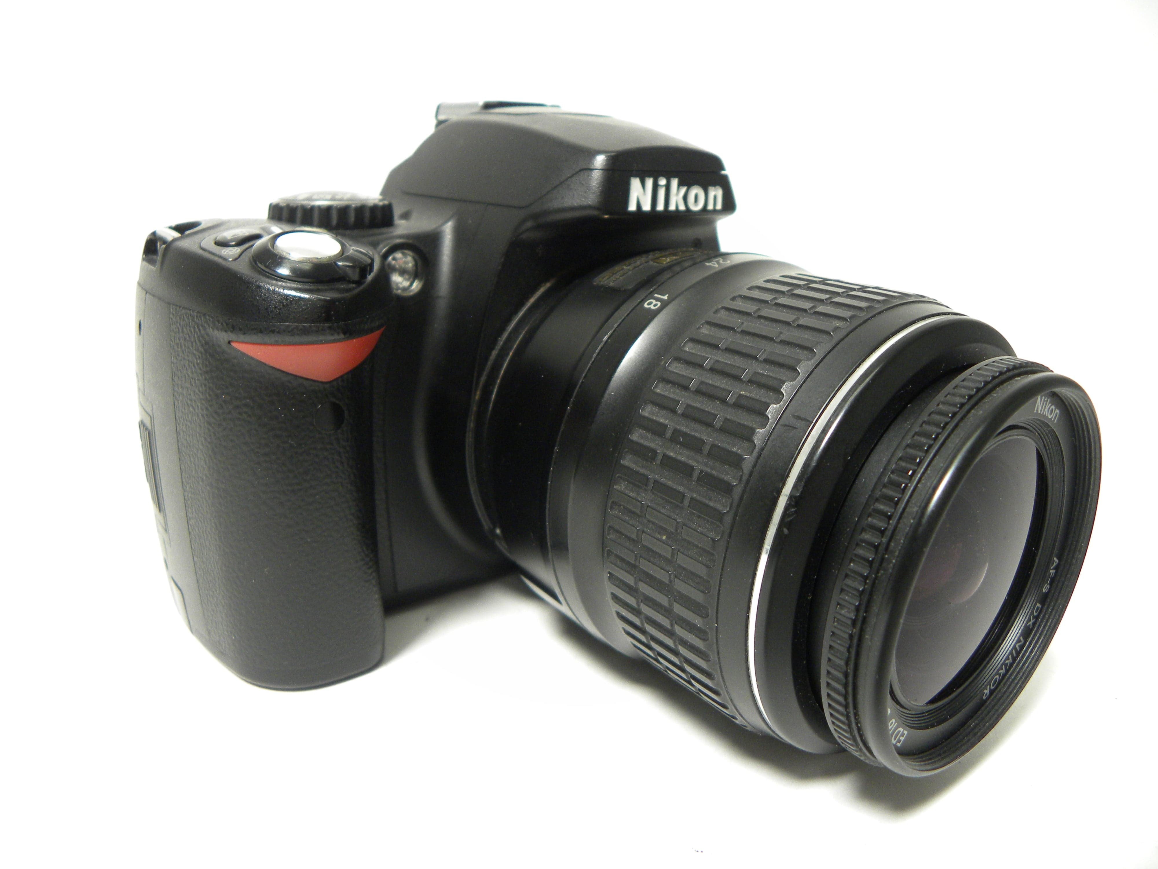 Nikon D40x 10.2mp Digital SLR w/AF-S DX ED 18-55mm DX ED Shutter Ct. 6,670