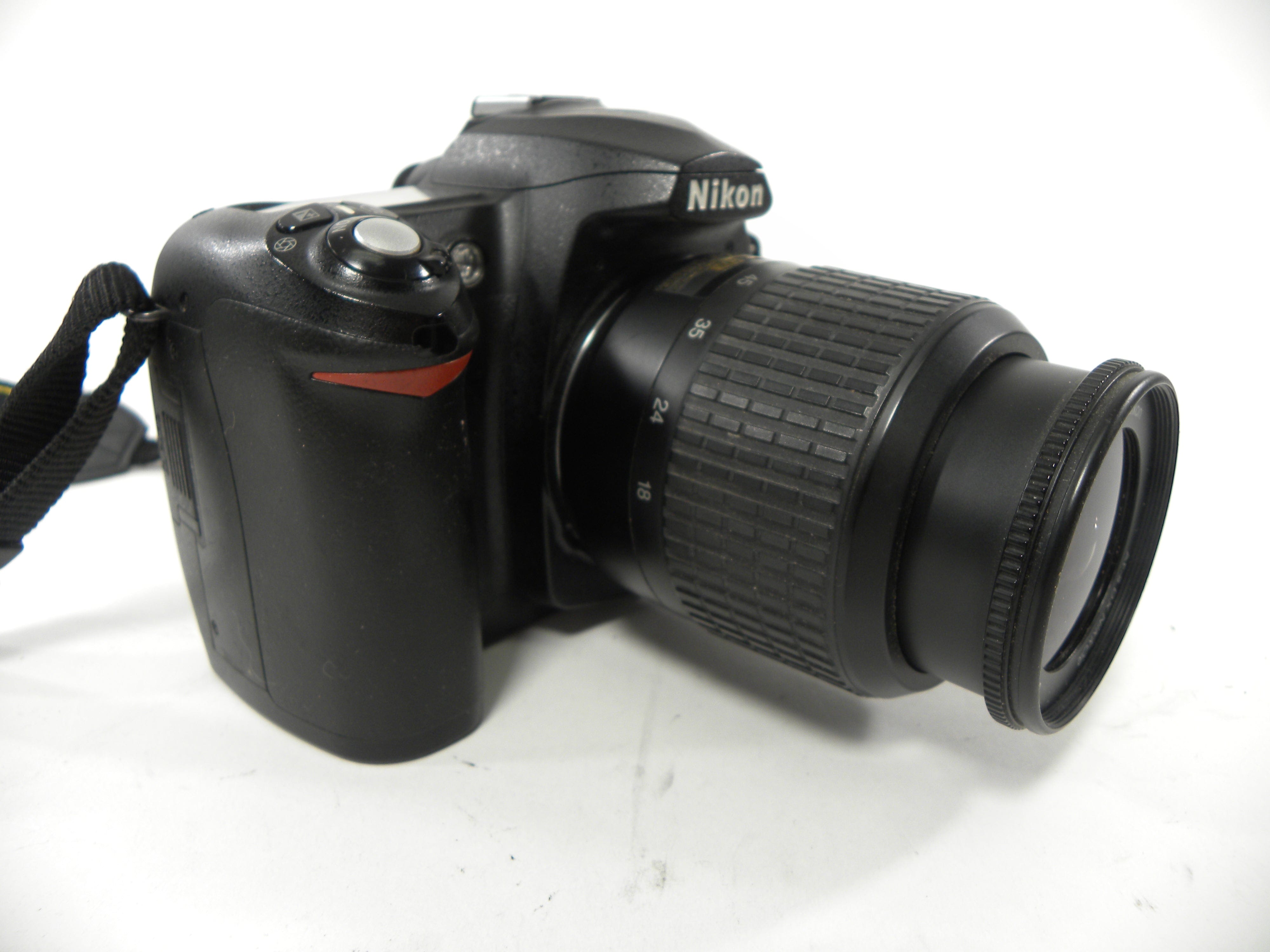 Nikon D50 6.1mp Digital SLR w/Nikkor AF-S DX ED 18-55mm Shutter Ct 13,144