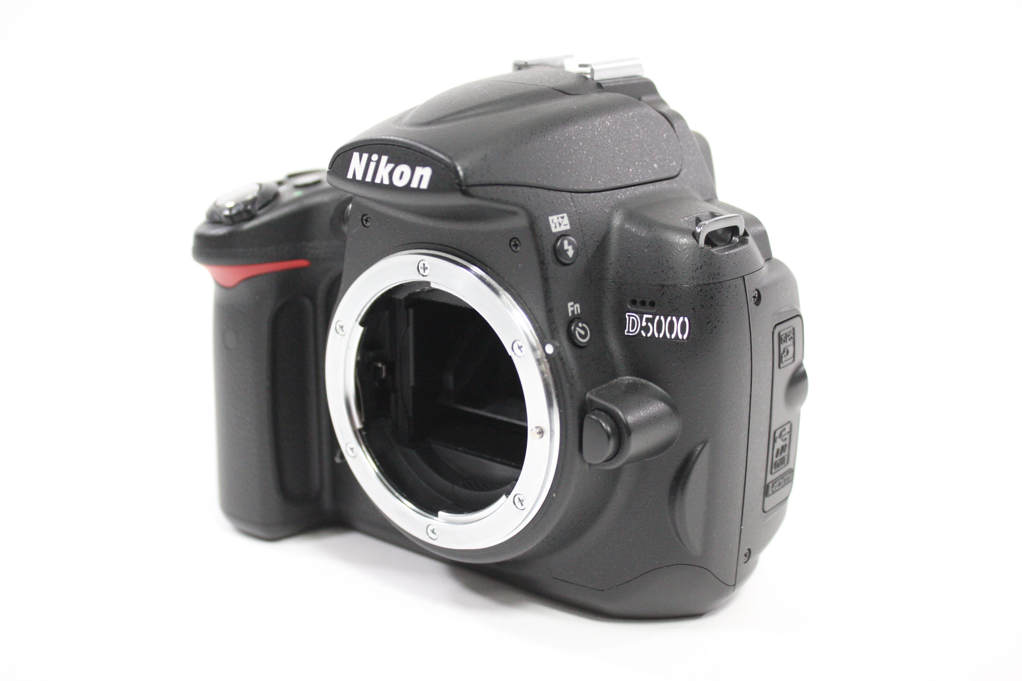 Nikon D5000 DSLR Camera with 18-55mm f/3.5-5.6G VR AF-S Lens for F Mount with Shutter Count 3,872