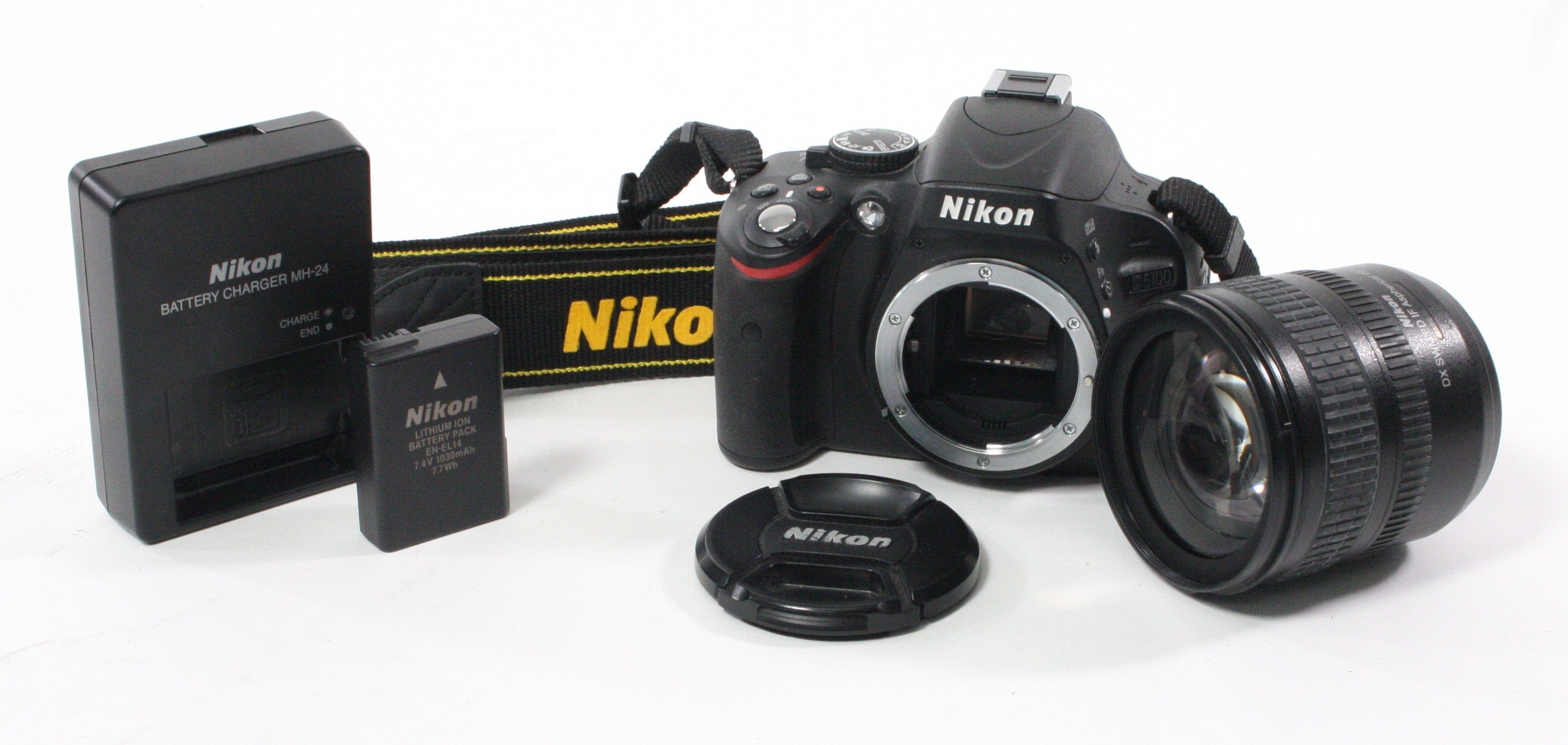 Nikon D5100 DSLR with Nikon 18-70mm f/3.5-4.5G DX ED AF-S Lens with Shutter Count 990