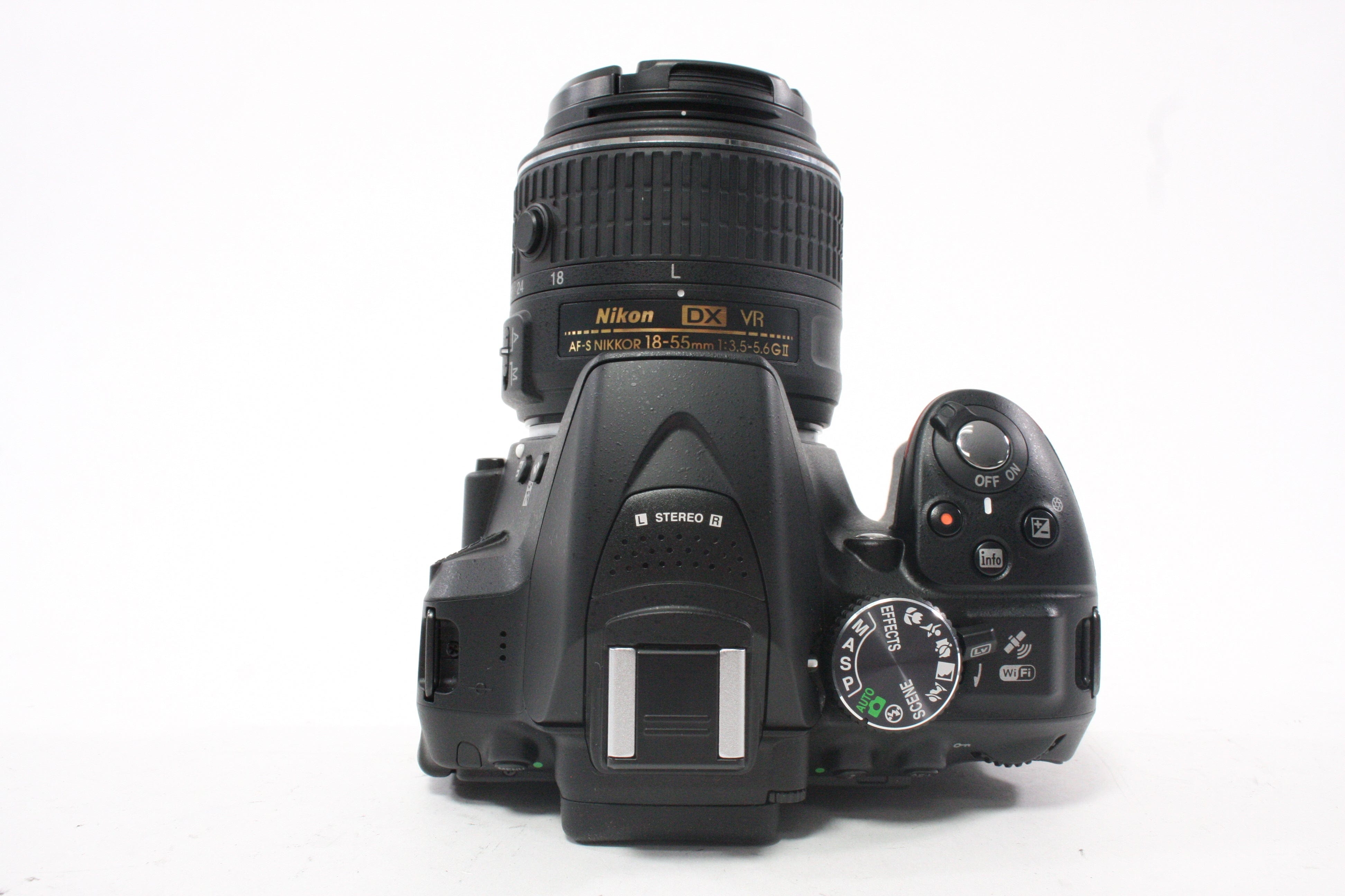 Nikon D5300 DSLR with 18-55mm VR II Lens with Shutter Count ONLY 231