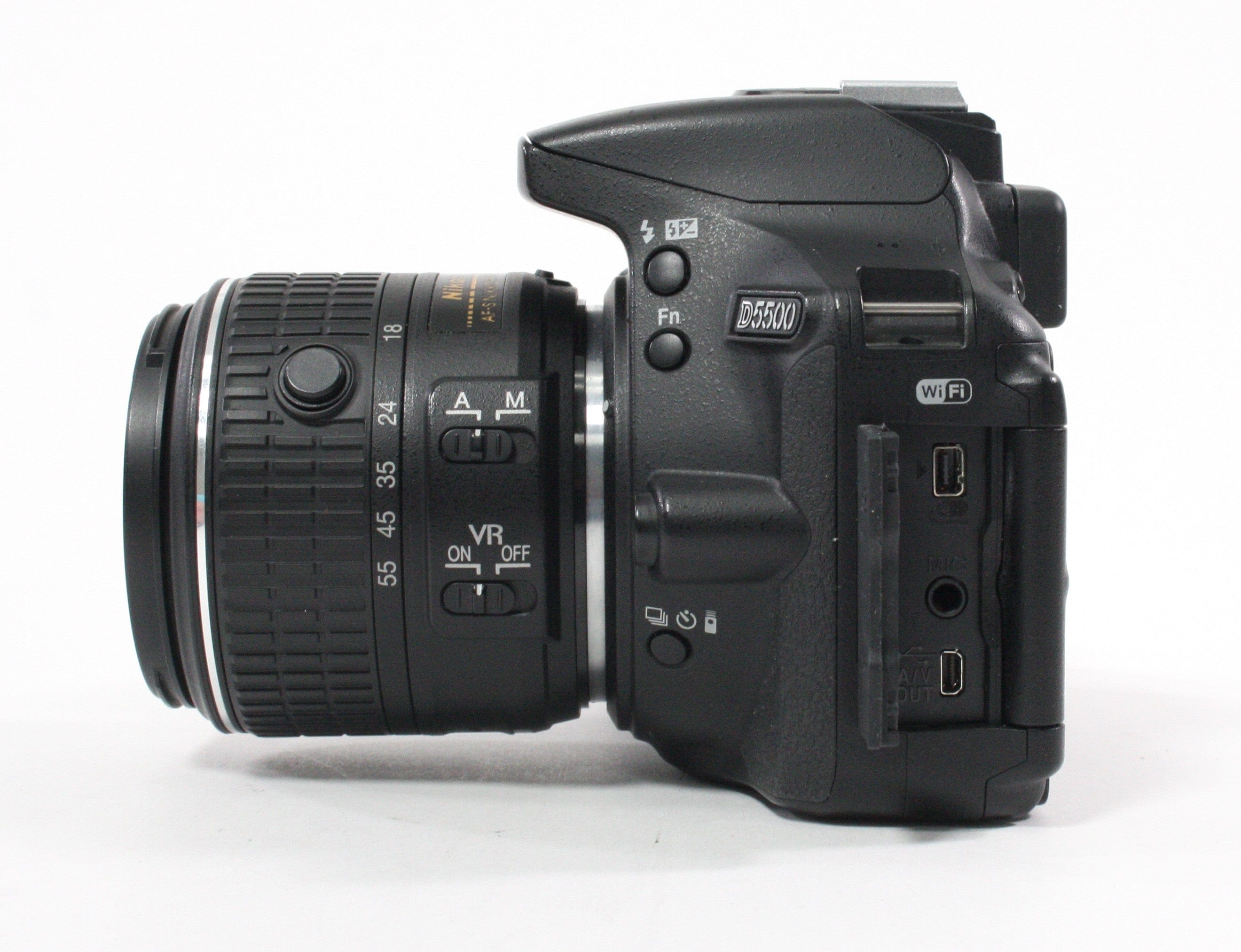 Nikon D5500 Digital SLR with 18-55mm f3.5-5.5G VR II Lens Shutter Count 2,325