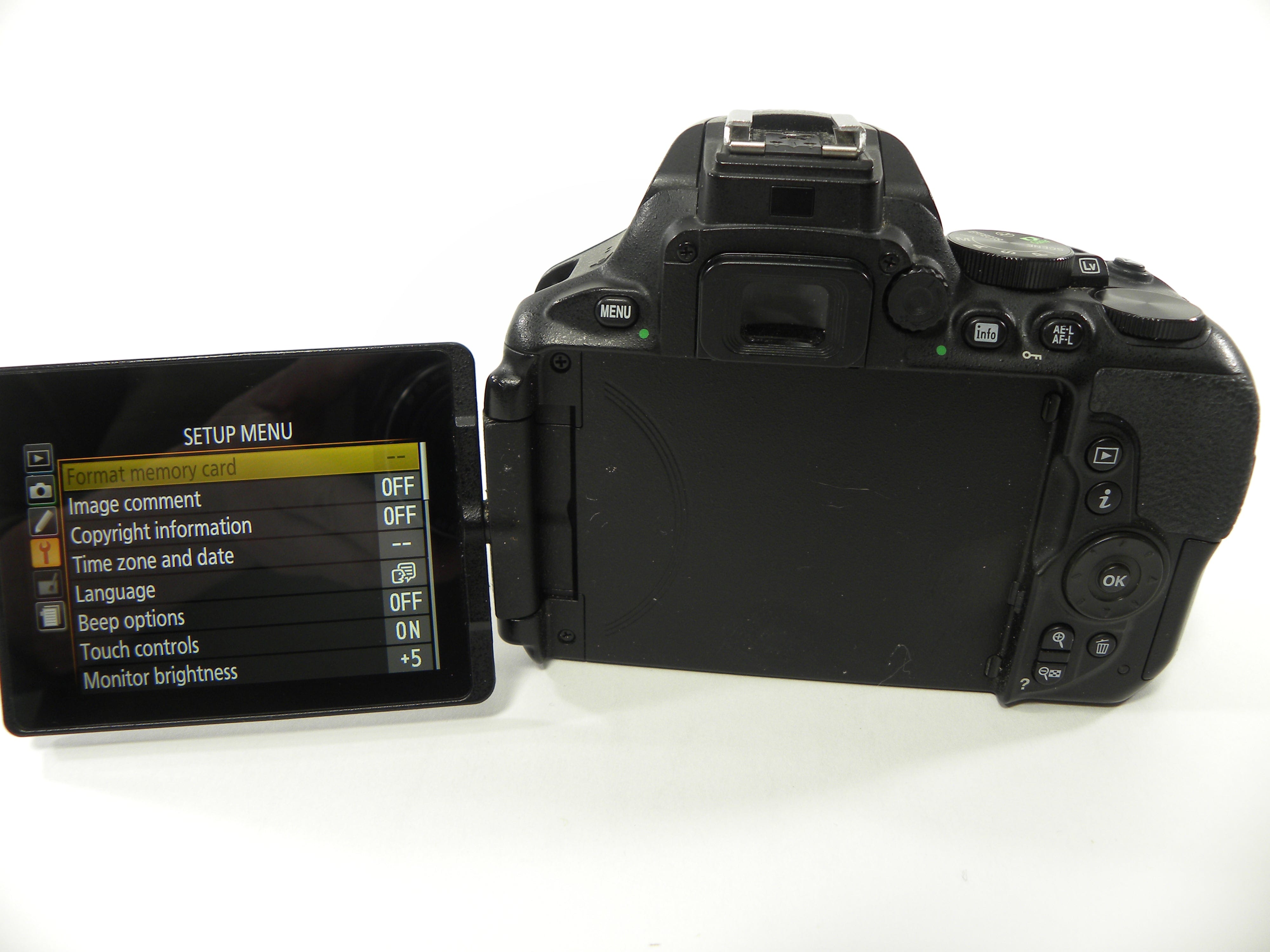 Nikon D5600 24.1mp Digital SLR Body Only Shutter Ct. 11,448
