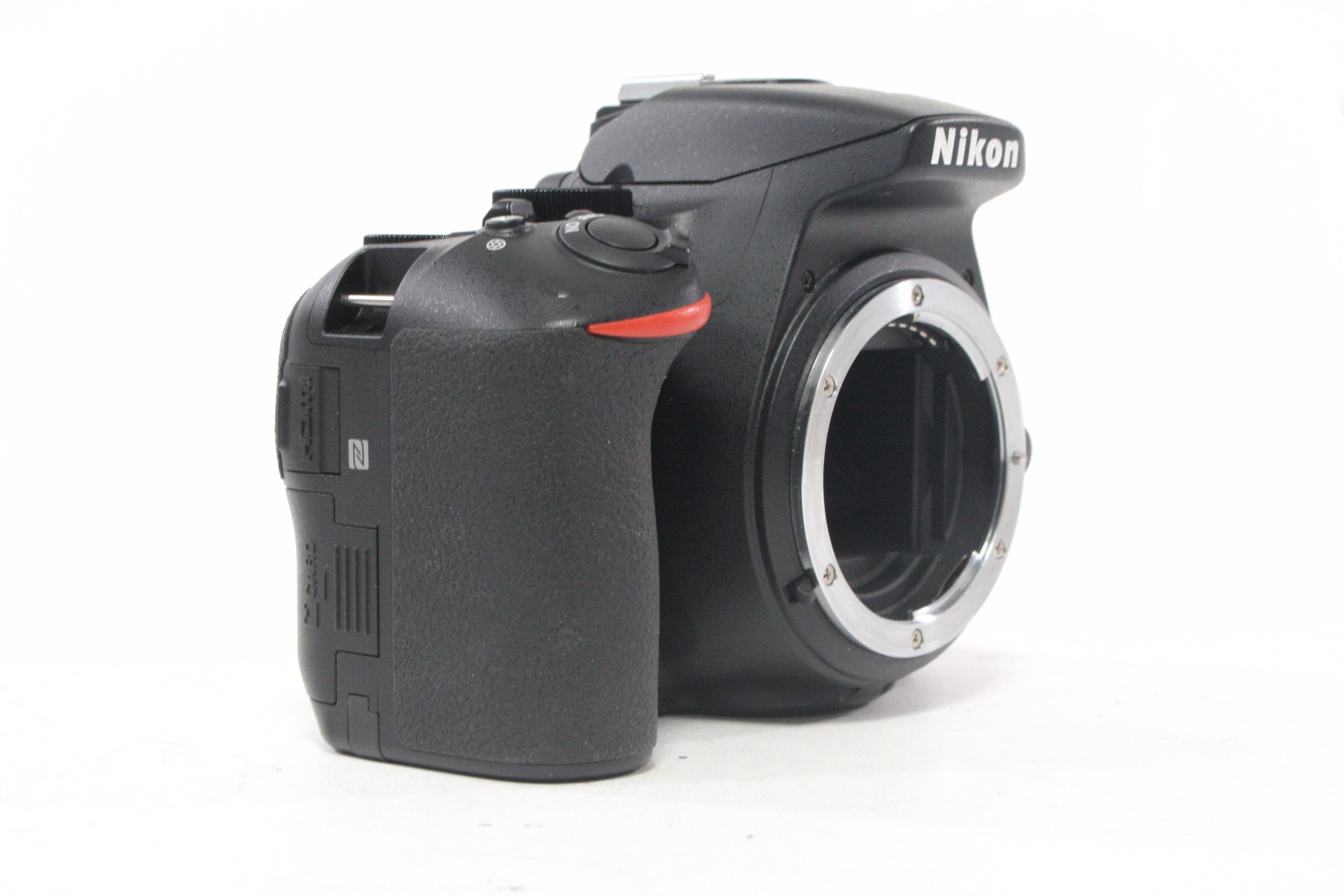 Nikon D5600 Digital SLR Camera Body with a Shutter Count of ONLY 866
