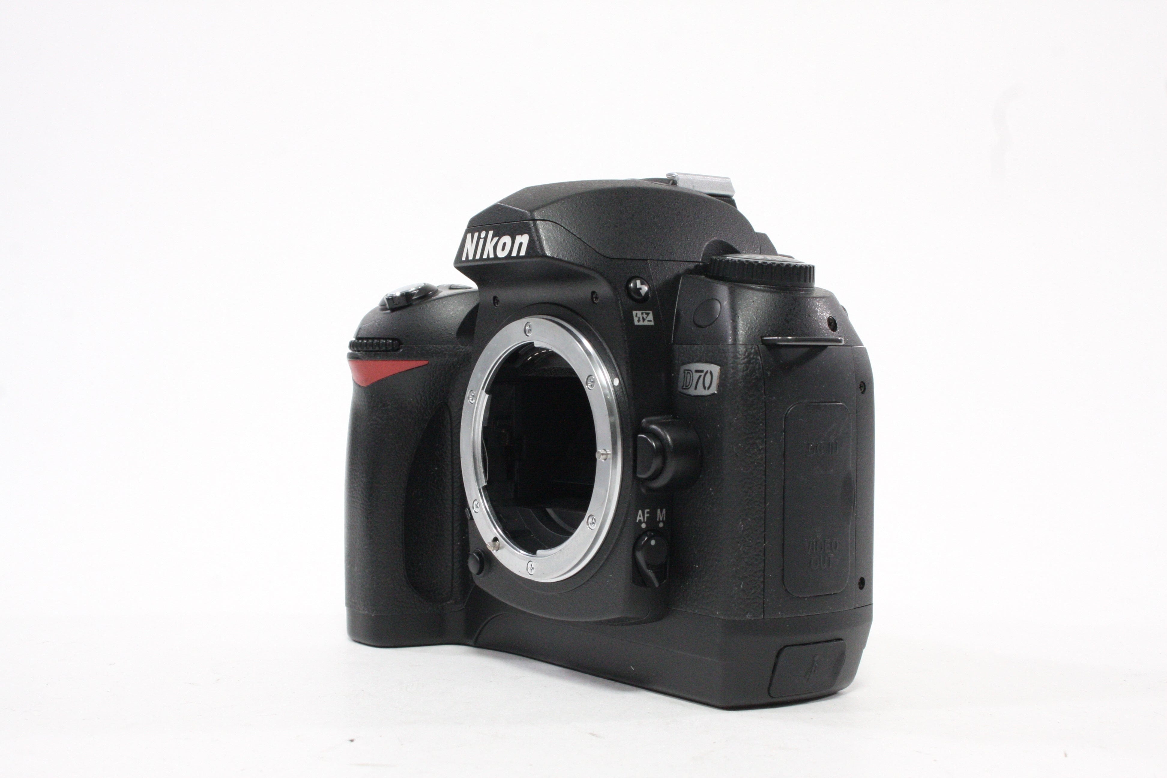 Nikon D70 DSLR Camera Body with Shutter Count of 3,905