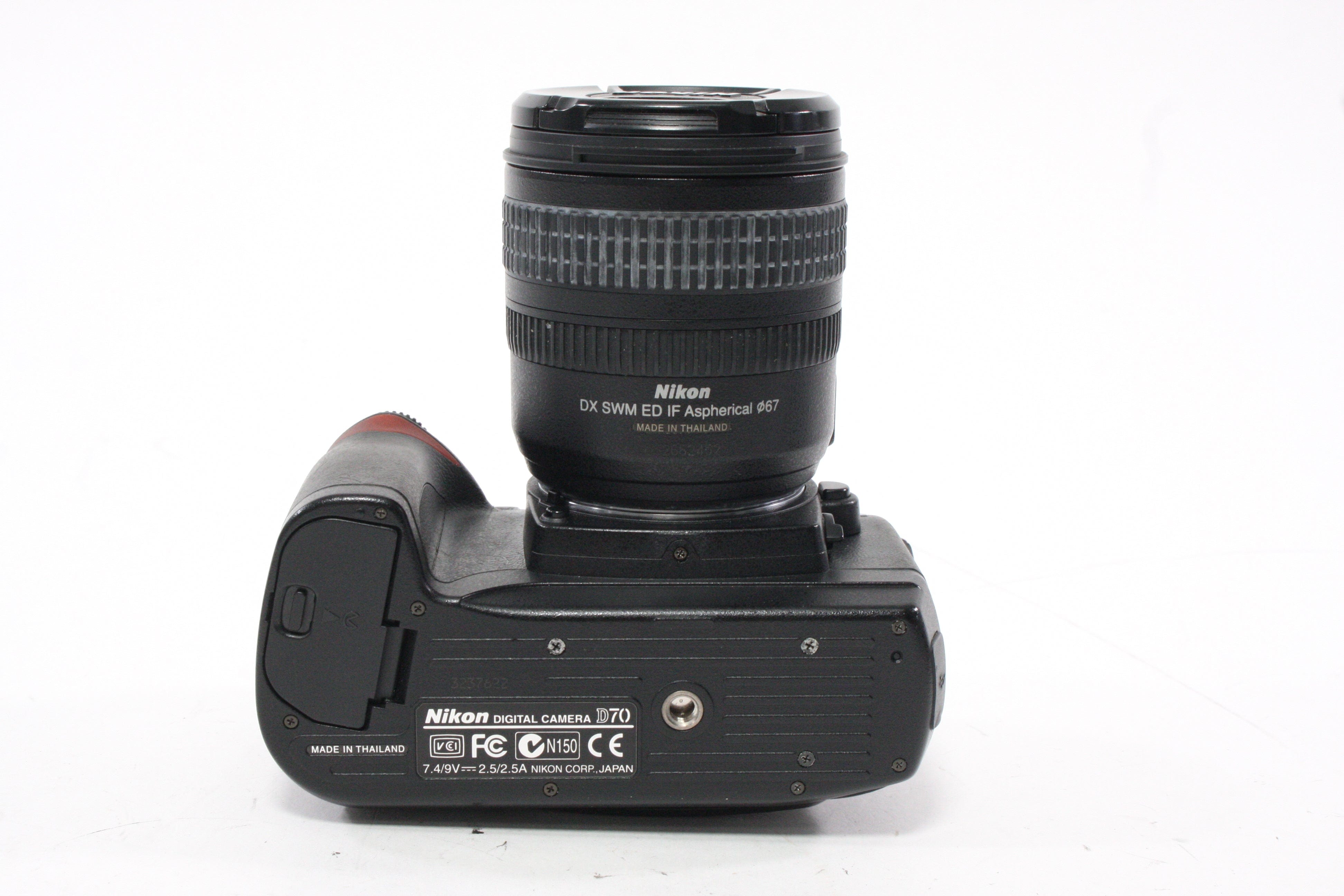 Nikon D70 with 18-70mm f/3.5-4.5 G DX ED AF-S Lens Shutter Count 13,947