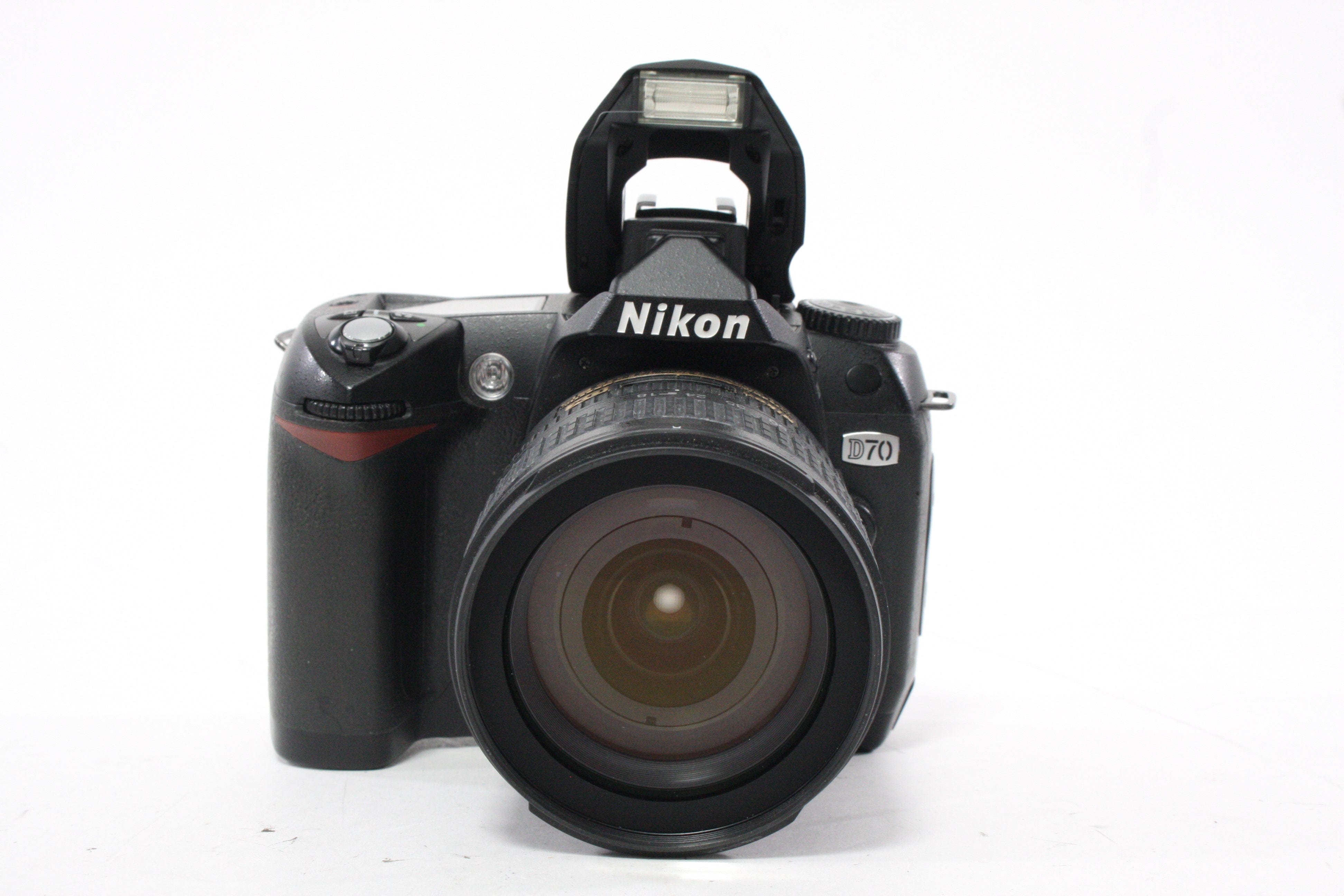 Nikon D70 with 18-70mm f/3.5-4.5 G DX ED AF-S Lens Shutter Count 13,947