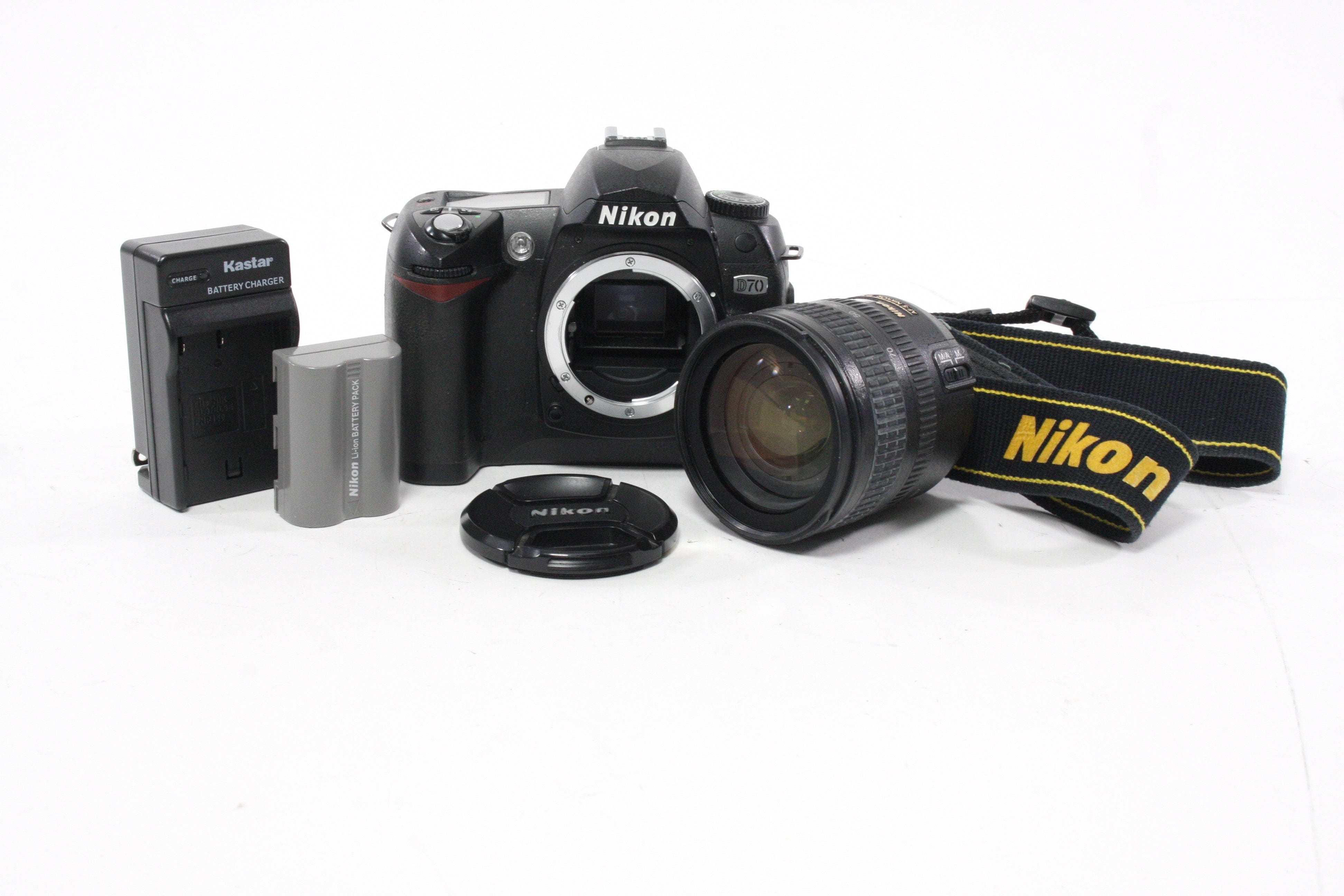 Nikon D70 with 18-70mm f/3.5-4.5 G DX ED AF-S Lens Shutter Count 13,947