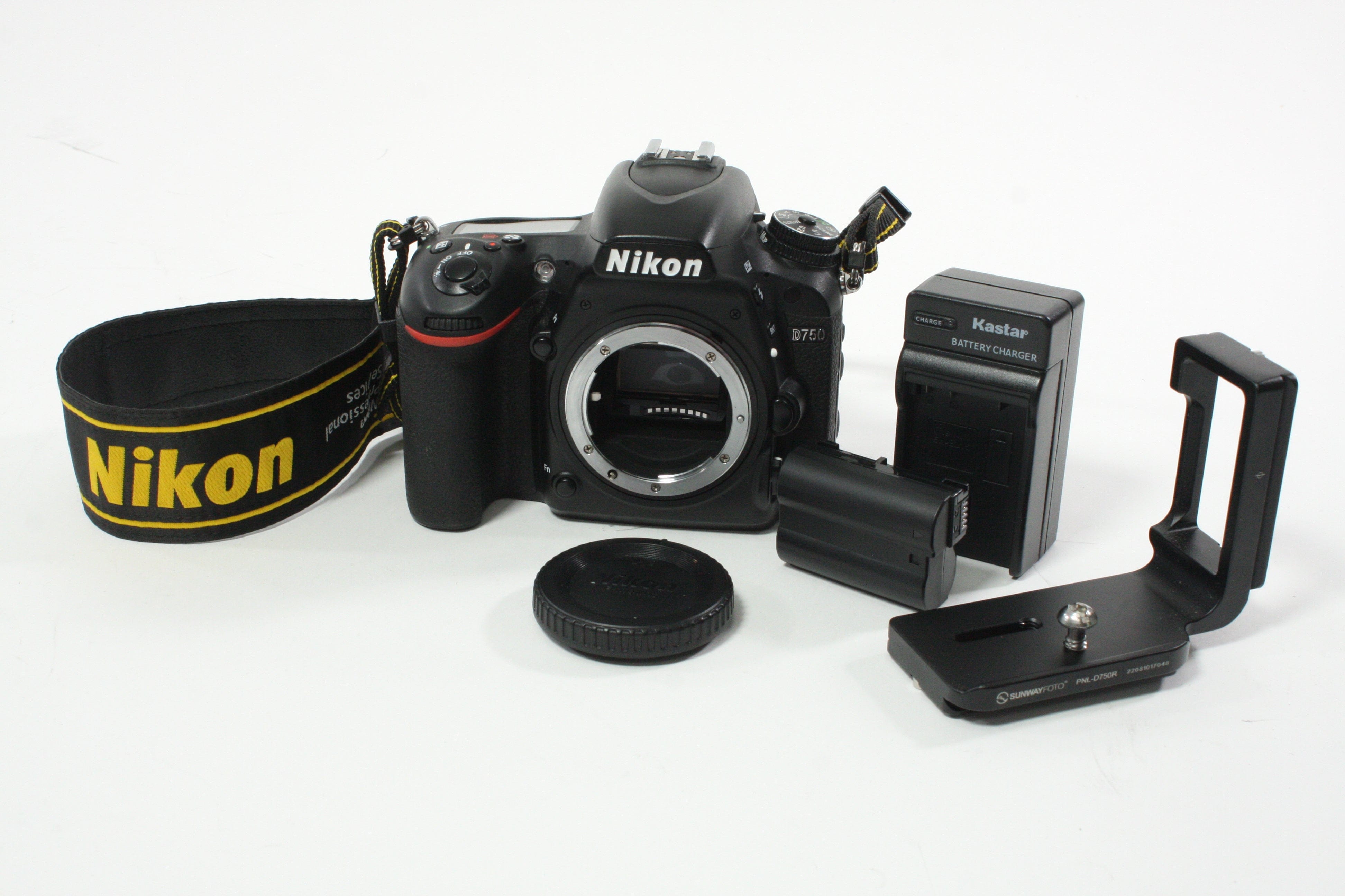 Nikon D750 DSLR Camera Body with Shutter Count 13,279 Inc. Sunwayfoto L-Bracket