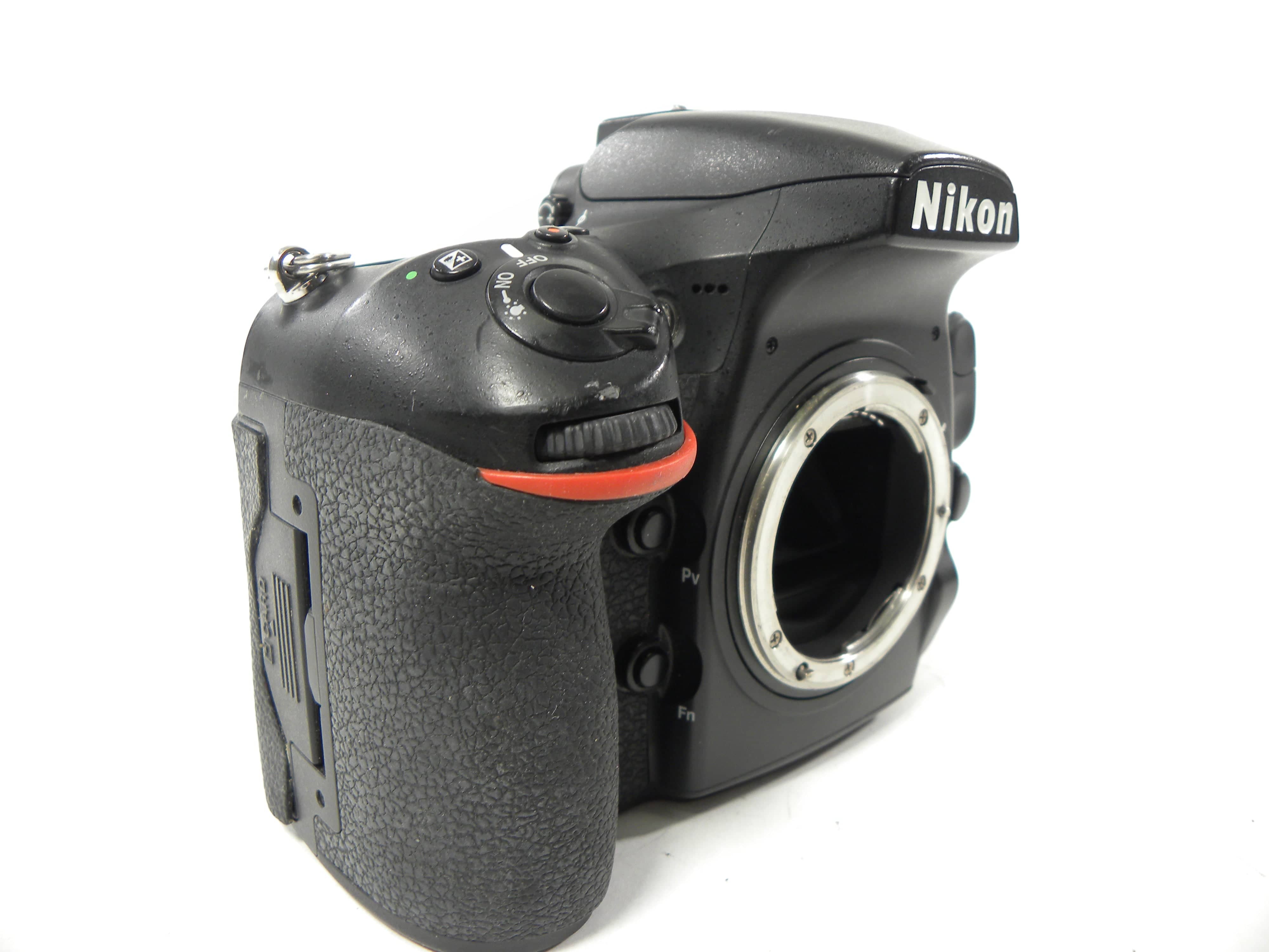 Nikon D810 36.3mp Digital SLR Body only Shutter Ct. 169,187