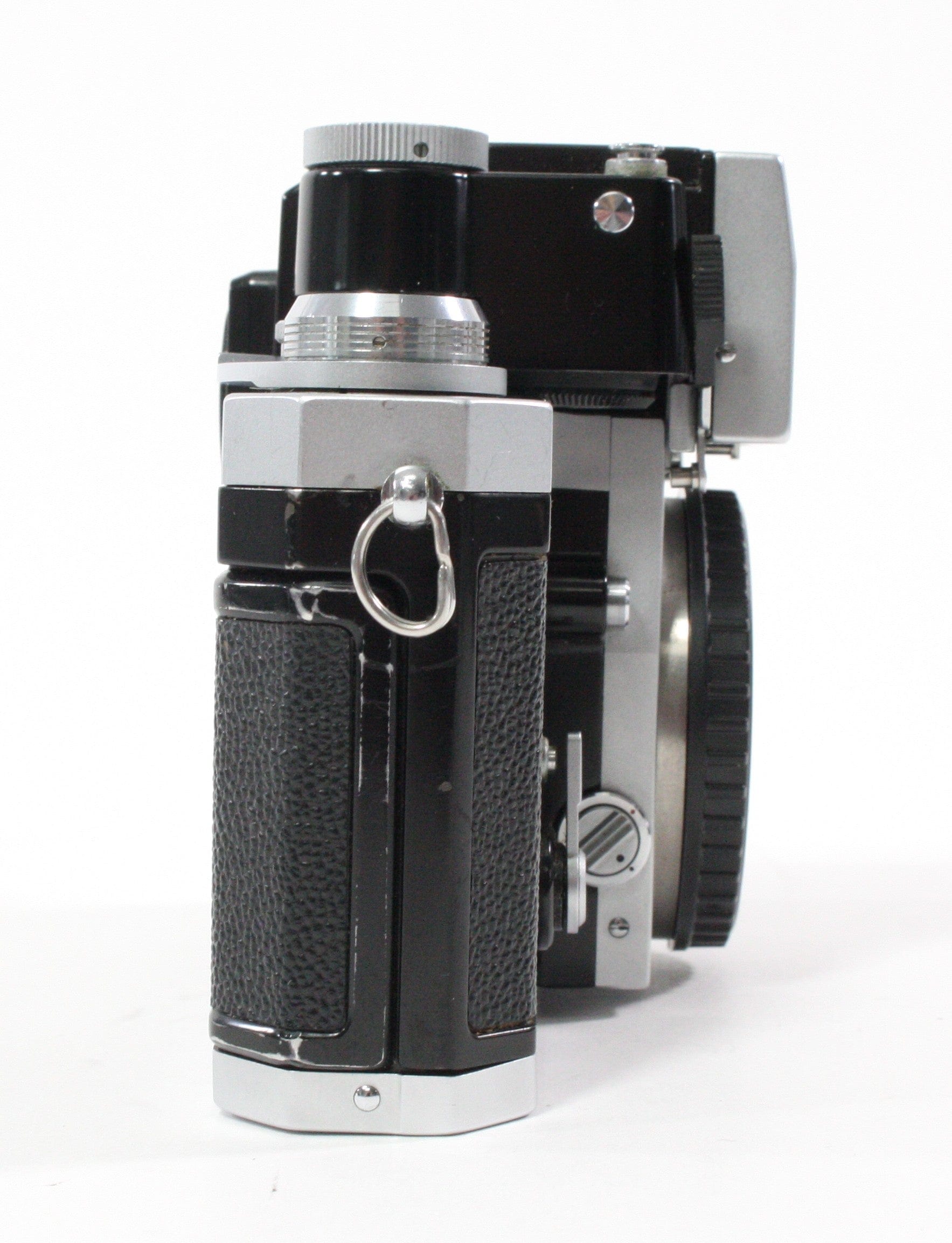 Nikon F 35mm Camera Body with Photomic FTN Finder