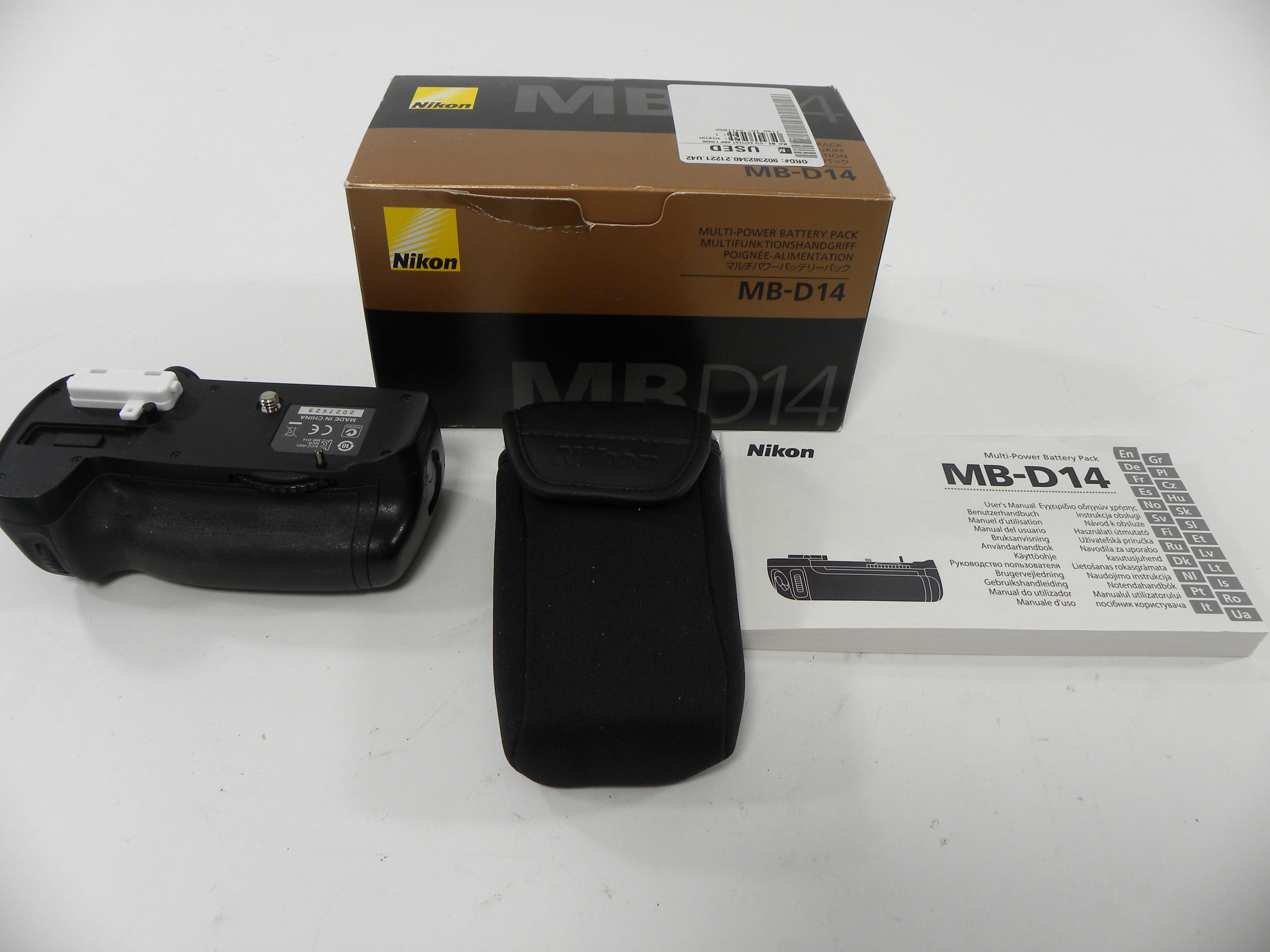 Nikon MB-D14 Vertical Battery Grip