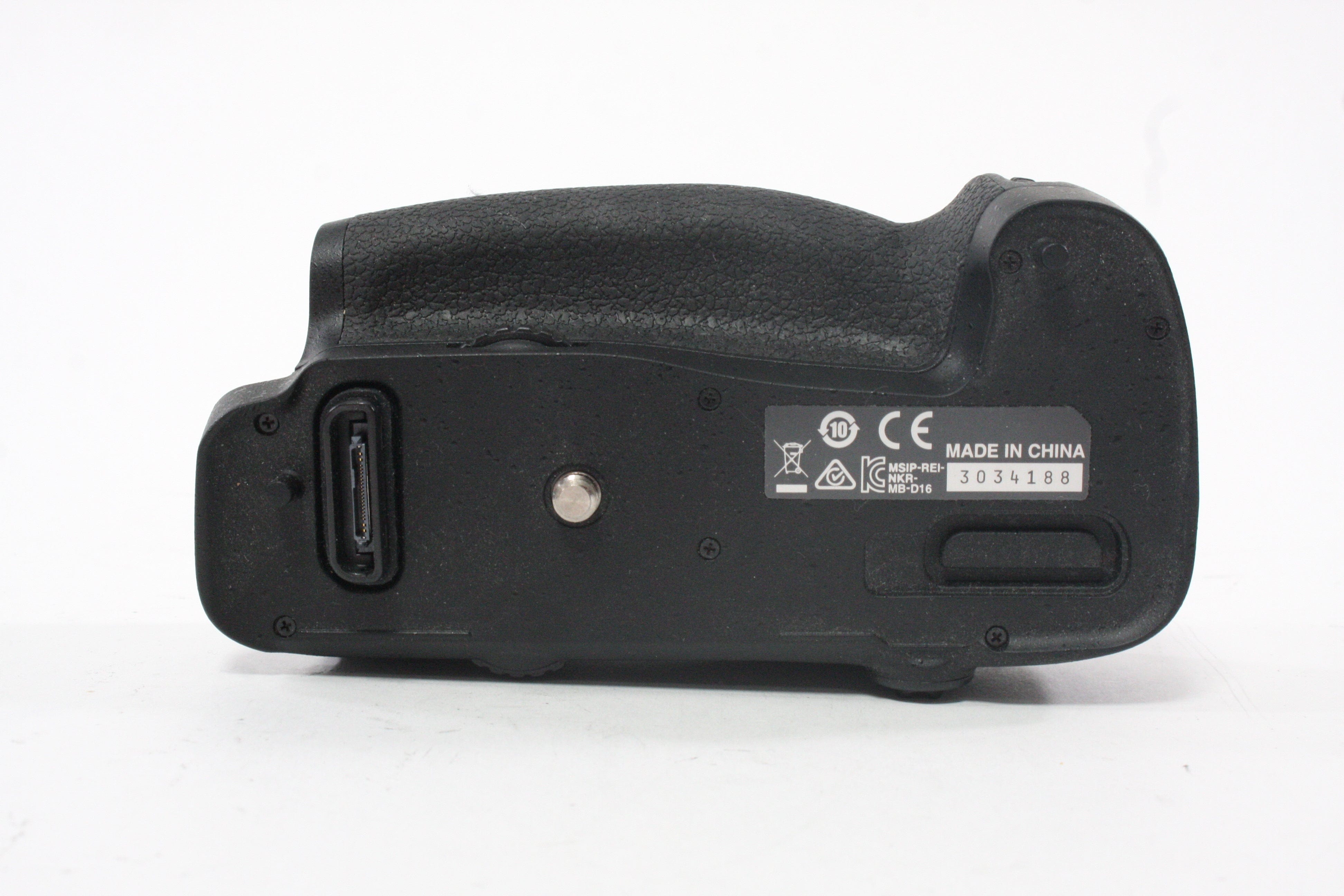 Nikon MB-D16 Battery Grip