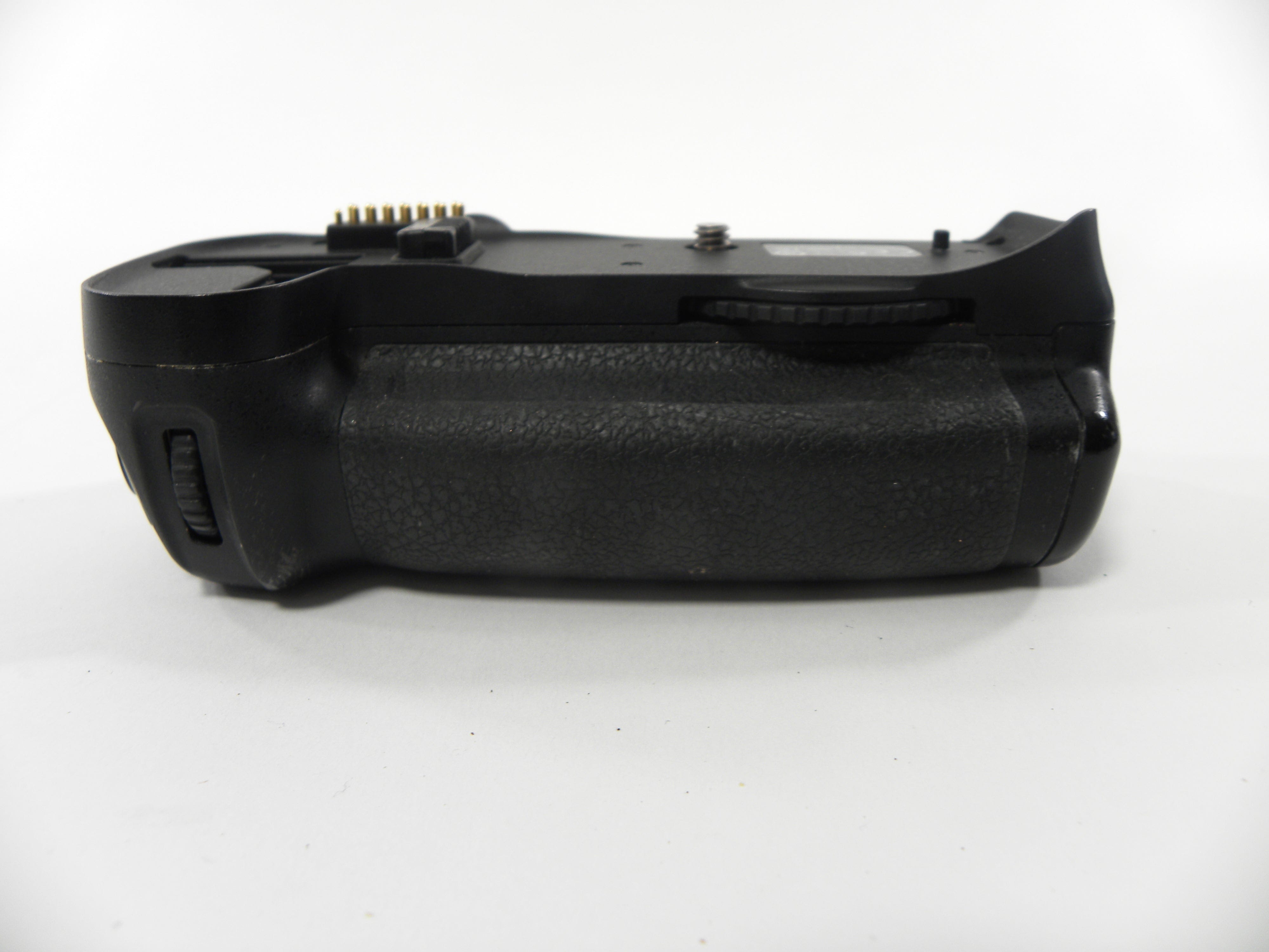 Nikon MD D10 Battery Grip for Nikon D700