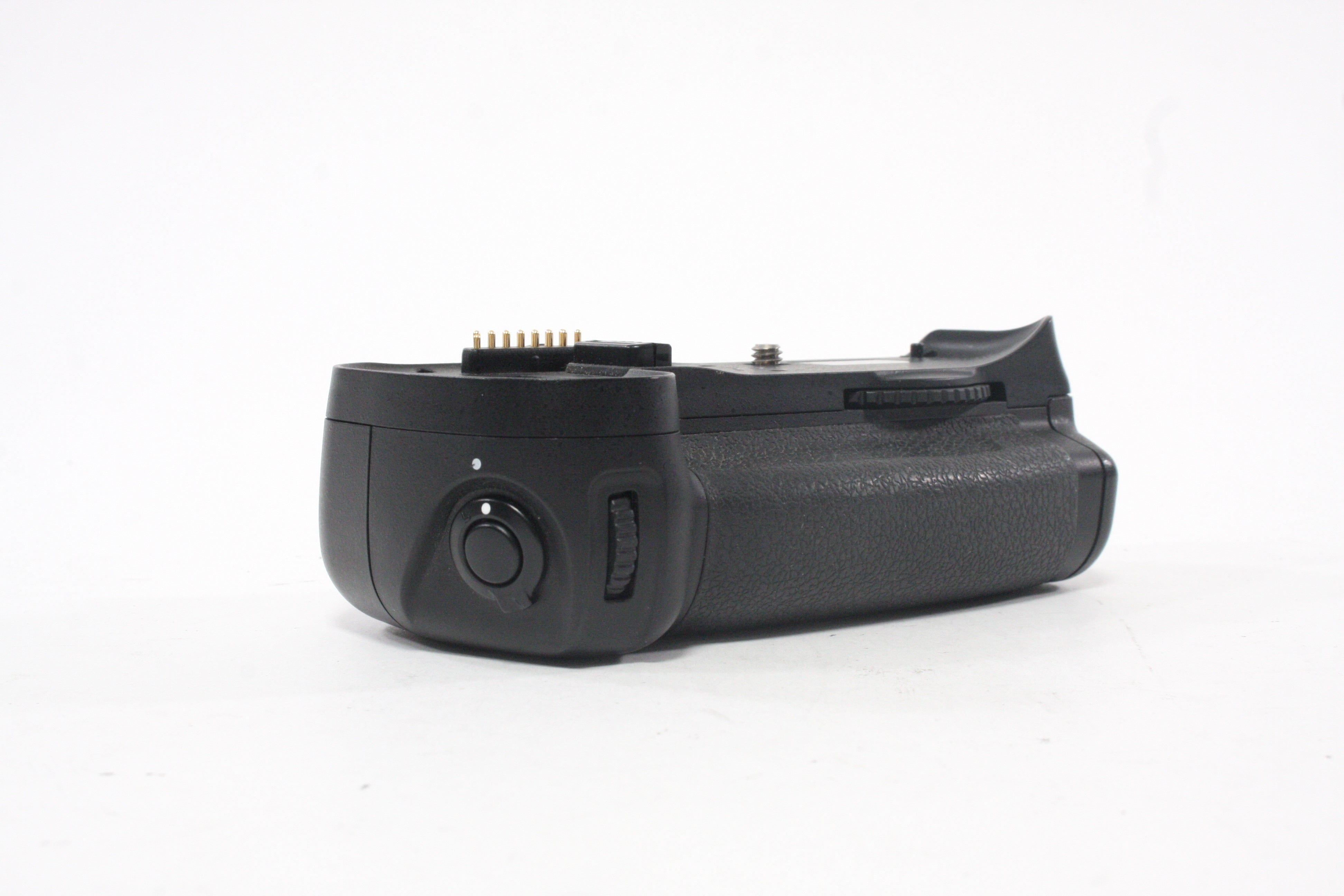 Nikon Multi Power Battery Pack MB-D10
