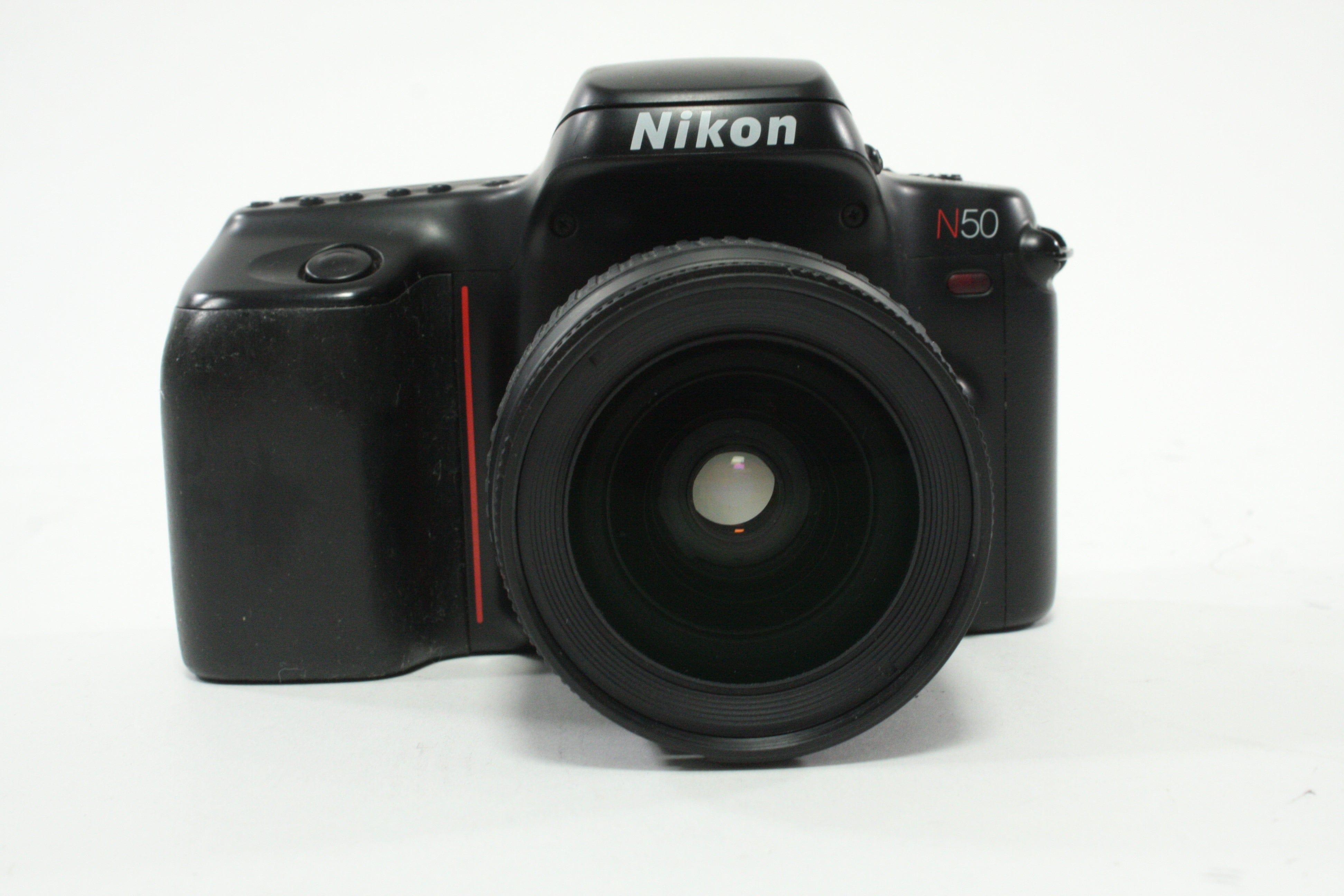 Nikon N50 35mm SLR Camera with 28-80mm f/3.3-5.6 G AF Nikkor