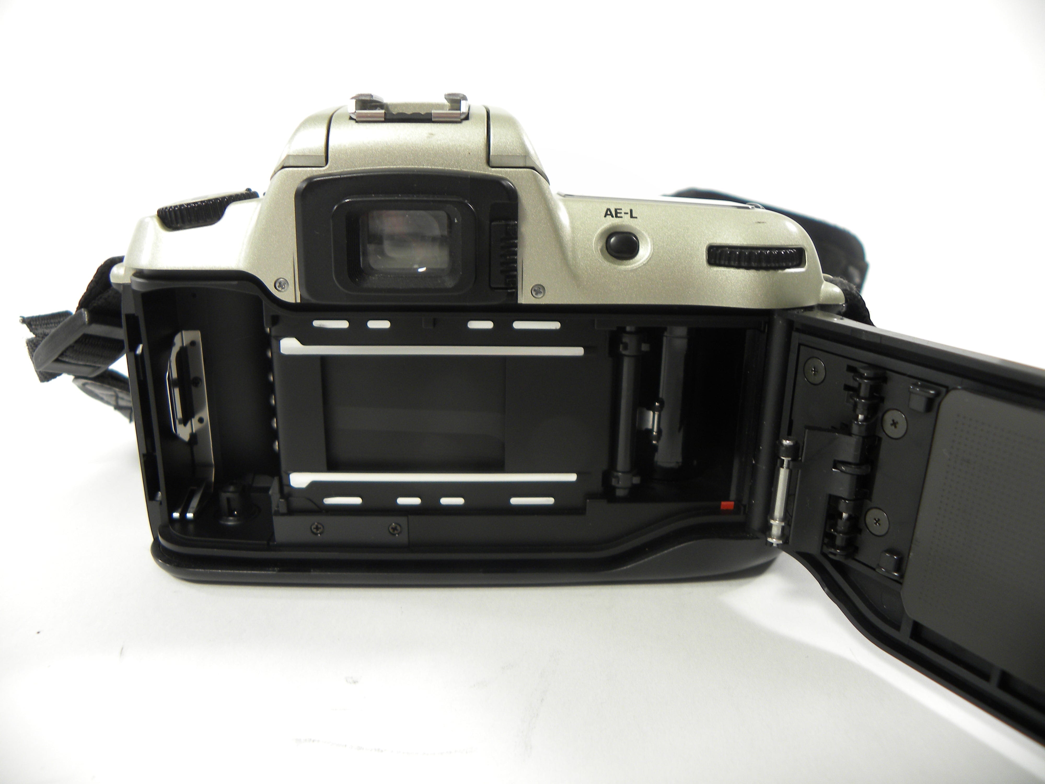 Nikon N60 35mm SLR w/Sigma 28-80 f3.5-5.6