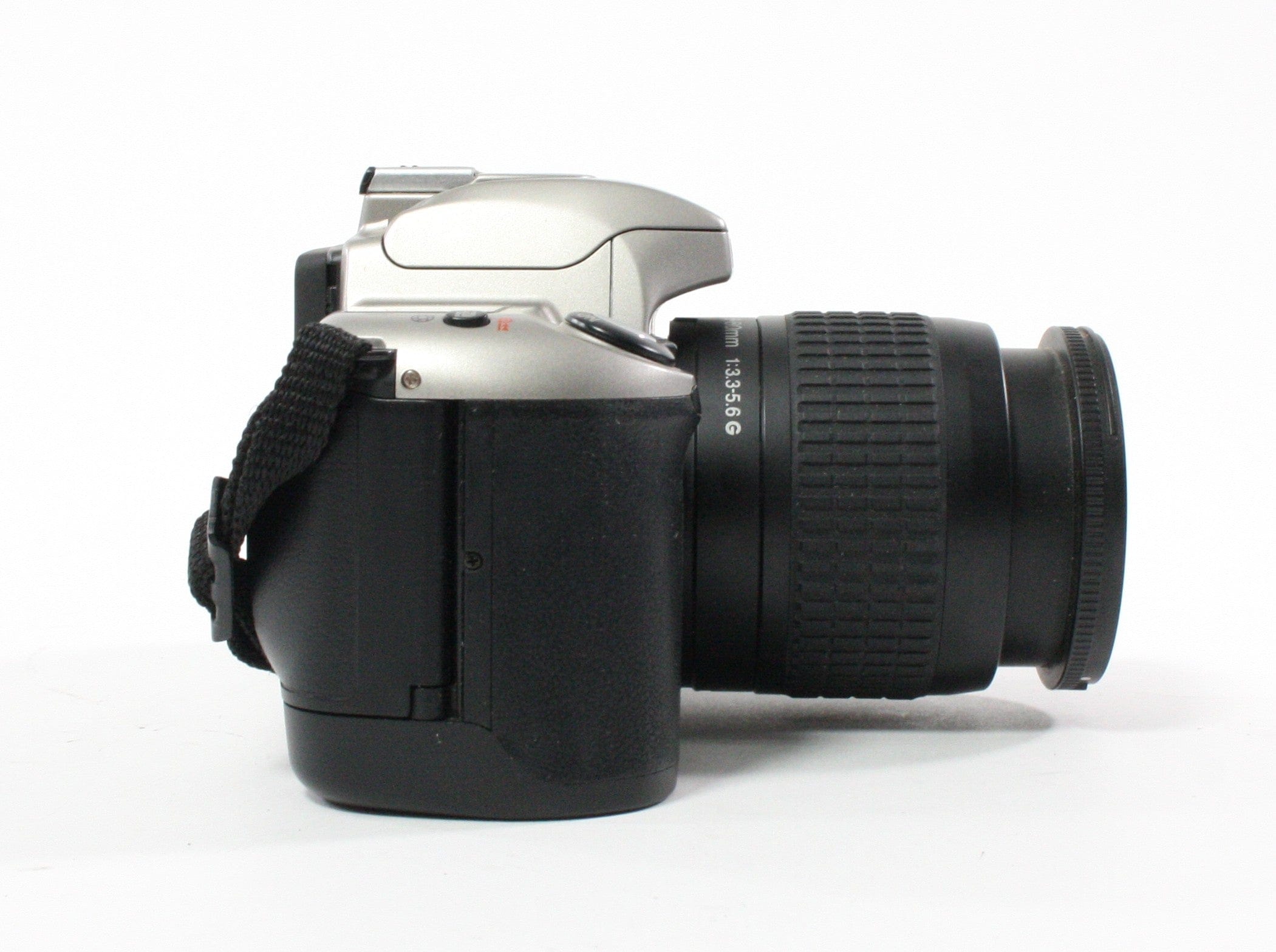 Nikon N65 35mm SLR Camera with 28-80mm f/3.35.6 G Lens