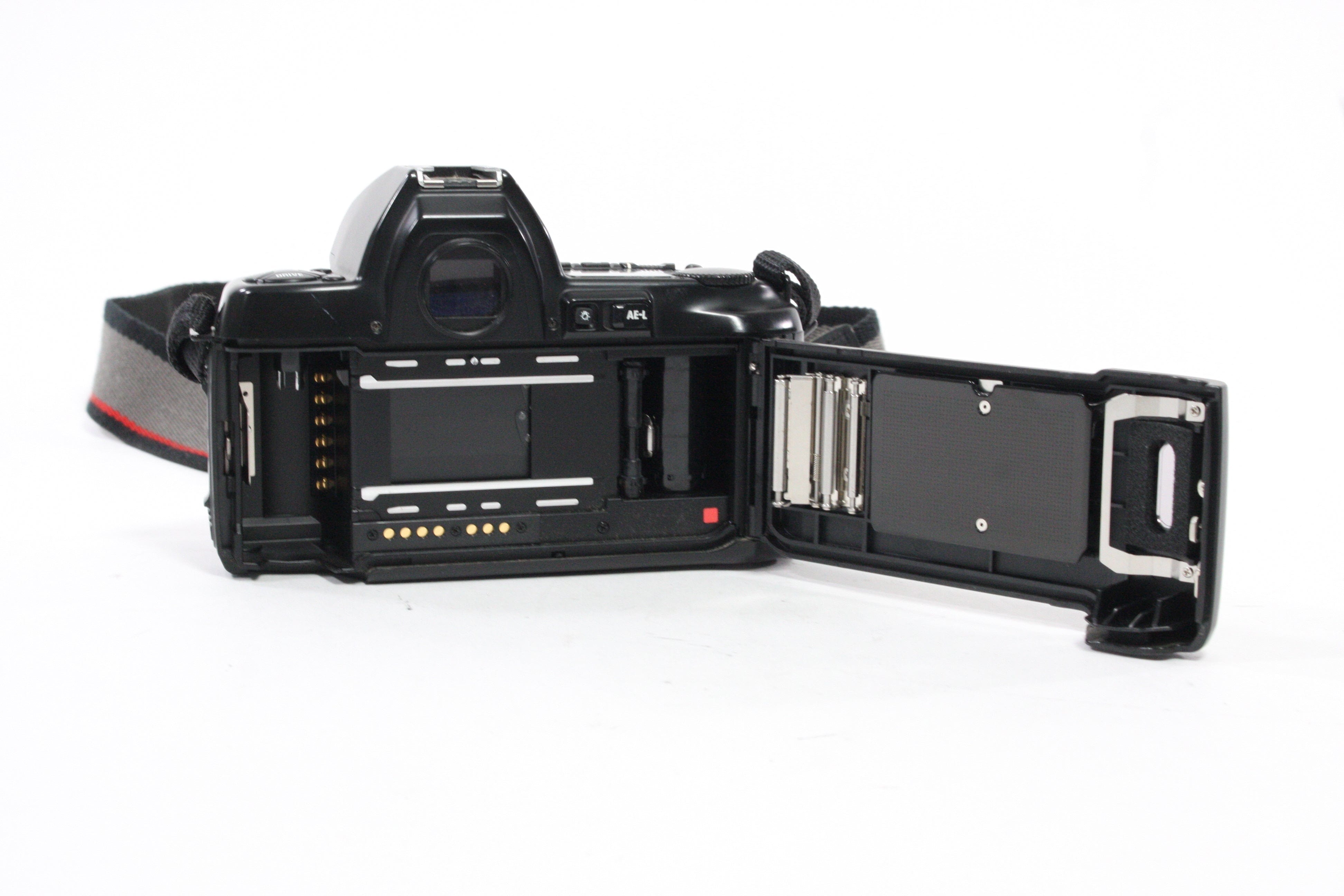 Nikon N8008 35mm SLR Camera Body