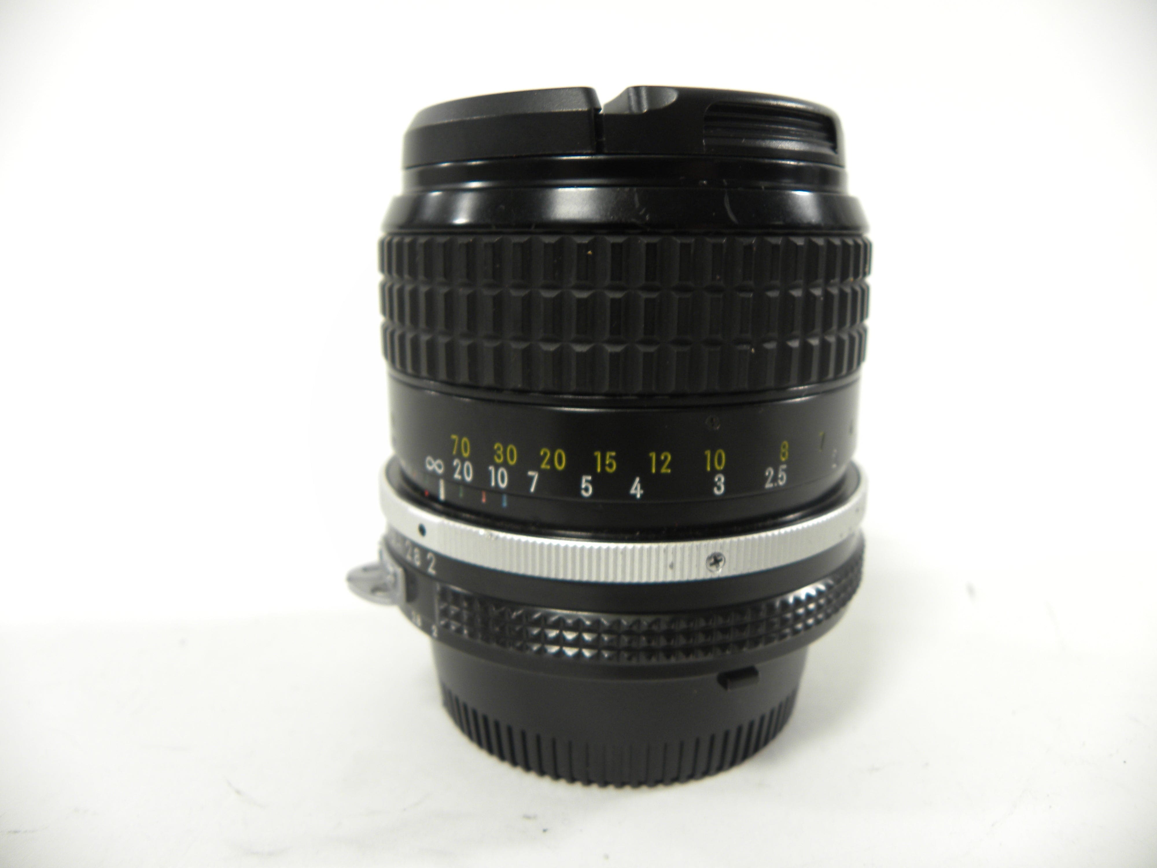 Nikon Nikkor 85mm f2