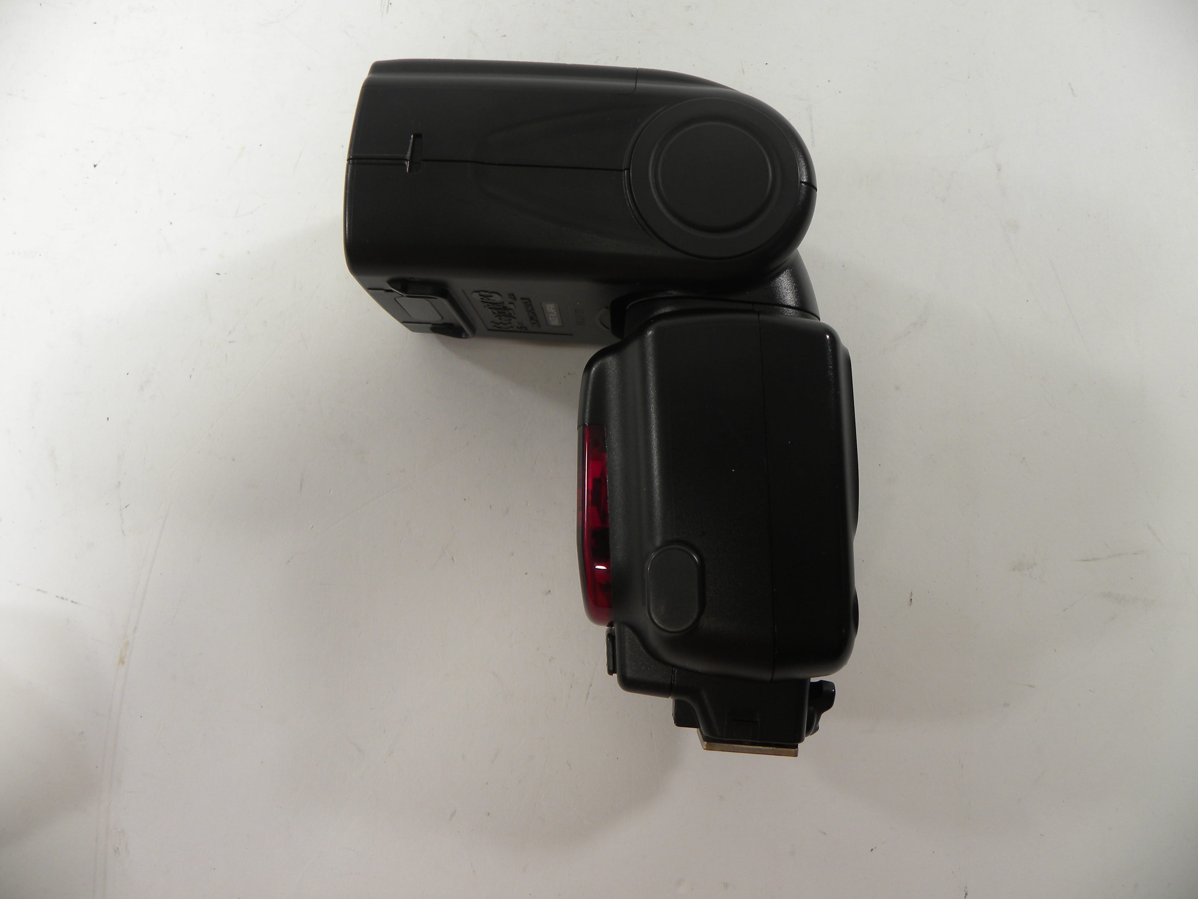 Nikon Speedlight SB-910 AS IS  (Read)