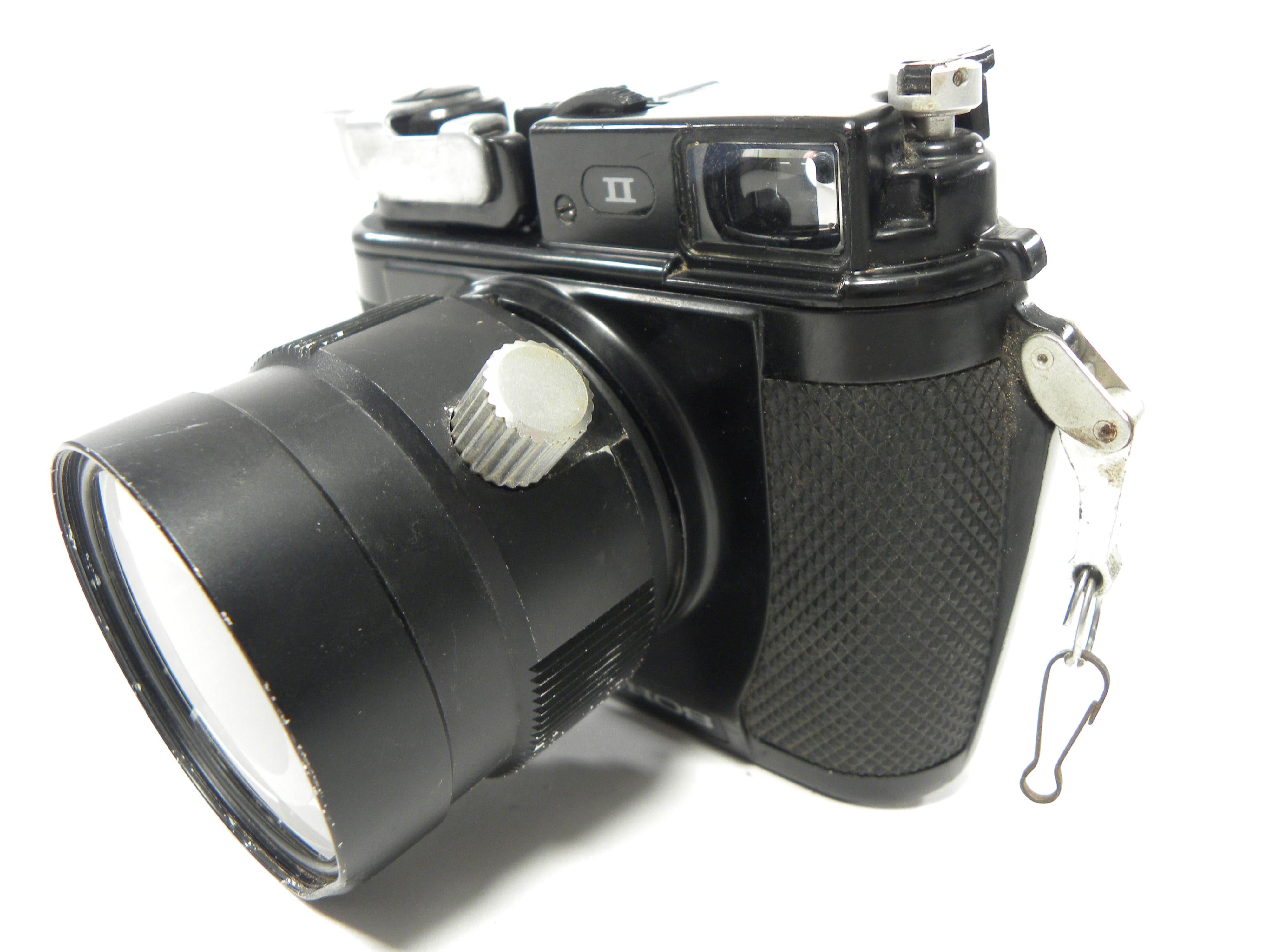 Nikonos II Underwater Camera w/80mm f4 lens AS IS