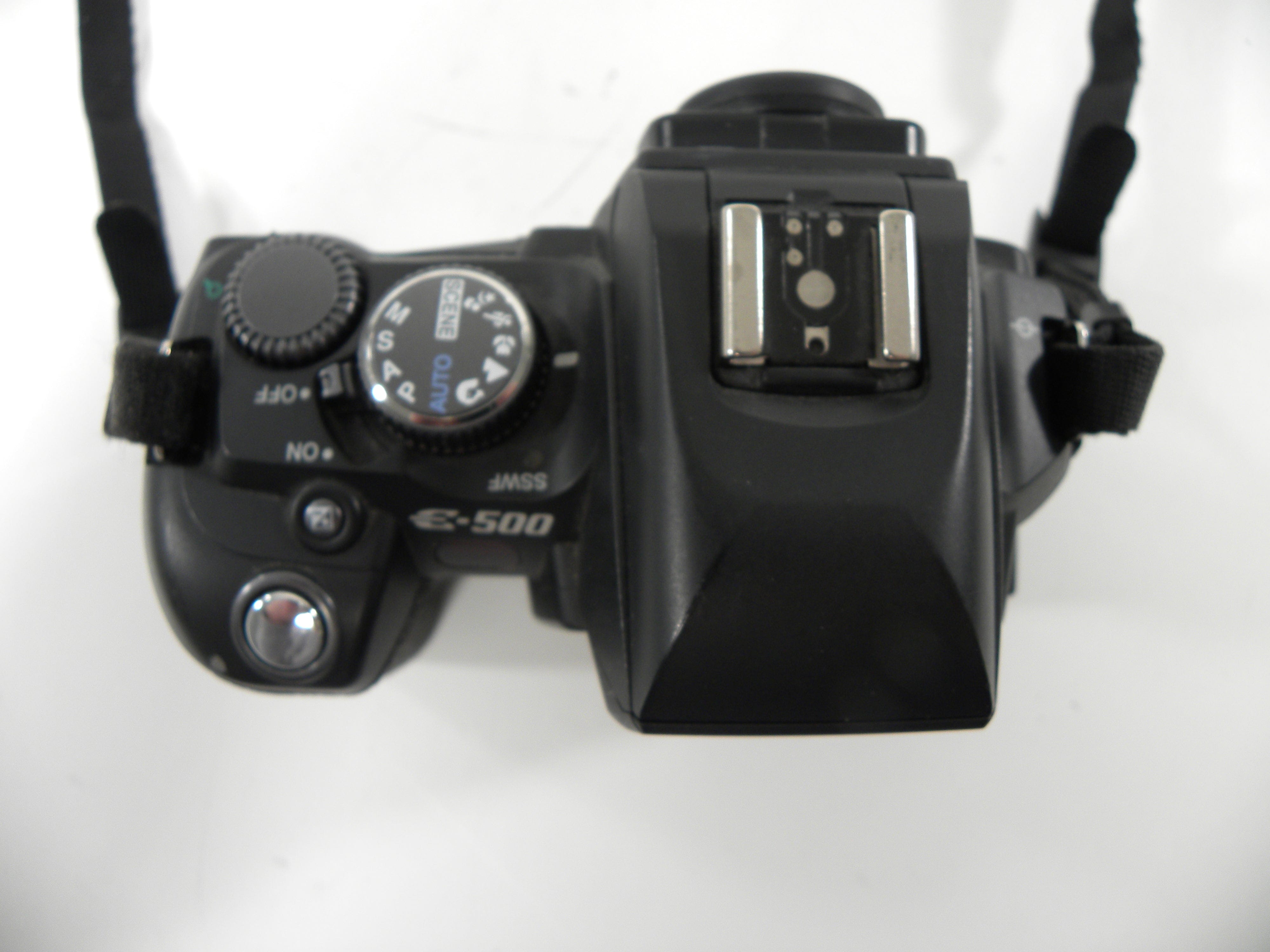 Olympus E-500 8.0mp Digital SLR Body Only Shutter Ct. 4,388