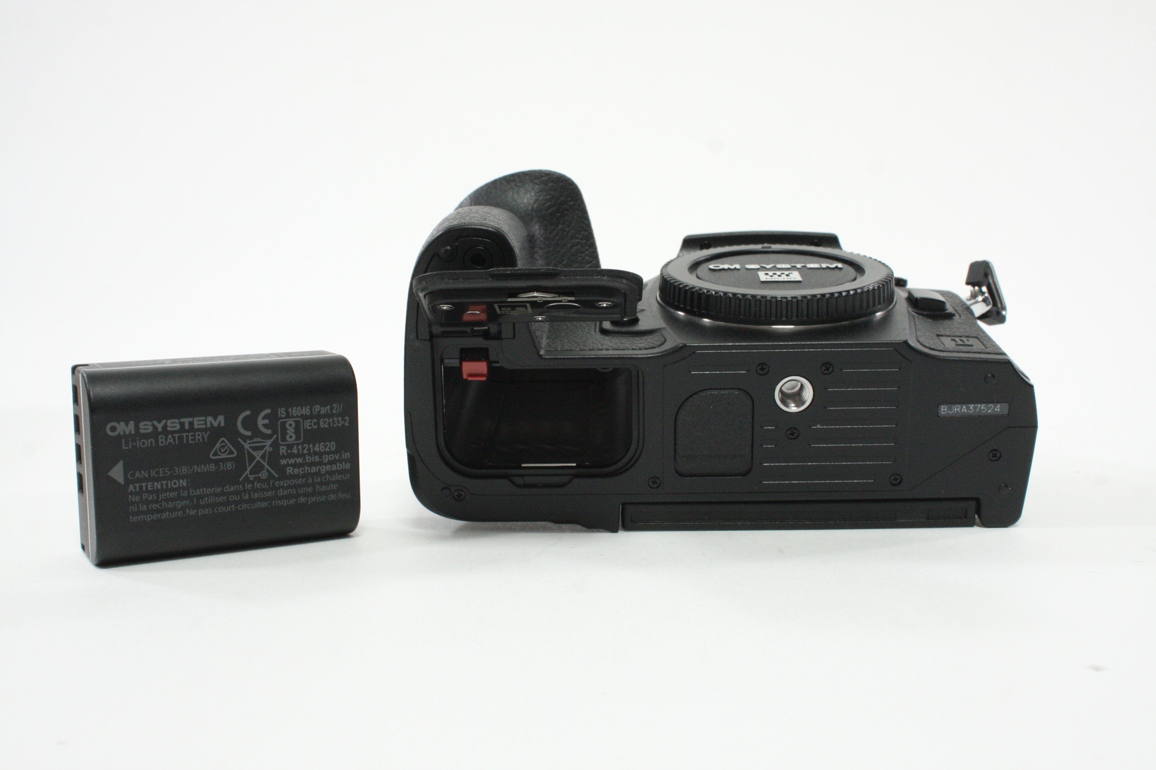 Olympus OM-1 II with Olympus 12-40mm f/2.8 Micro M. Zuiko II Pro 4/3 Mount Lens