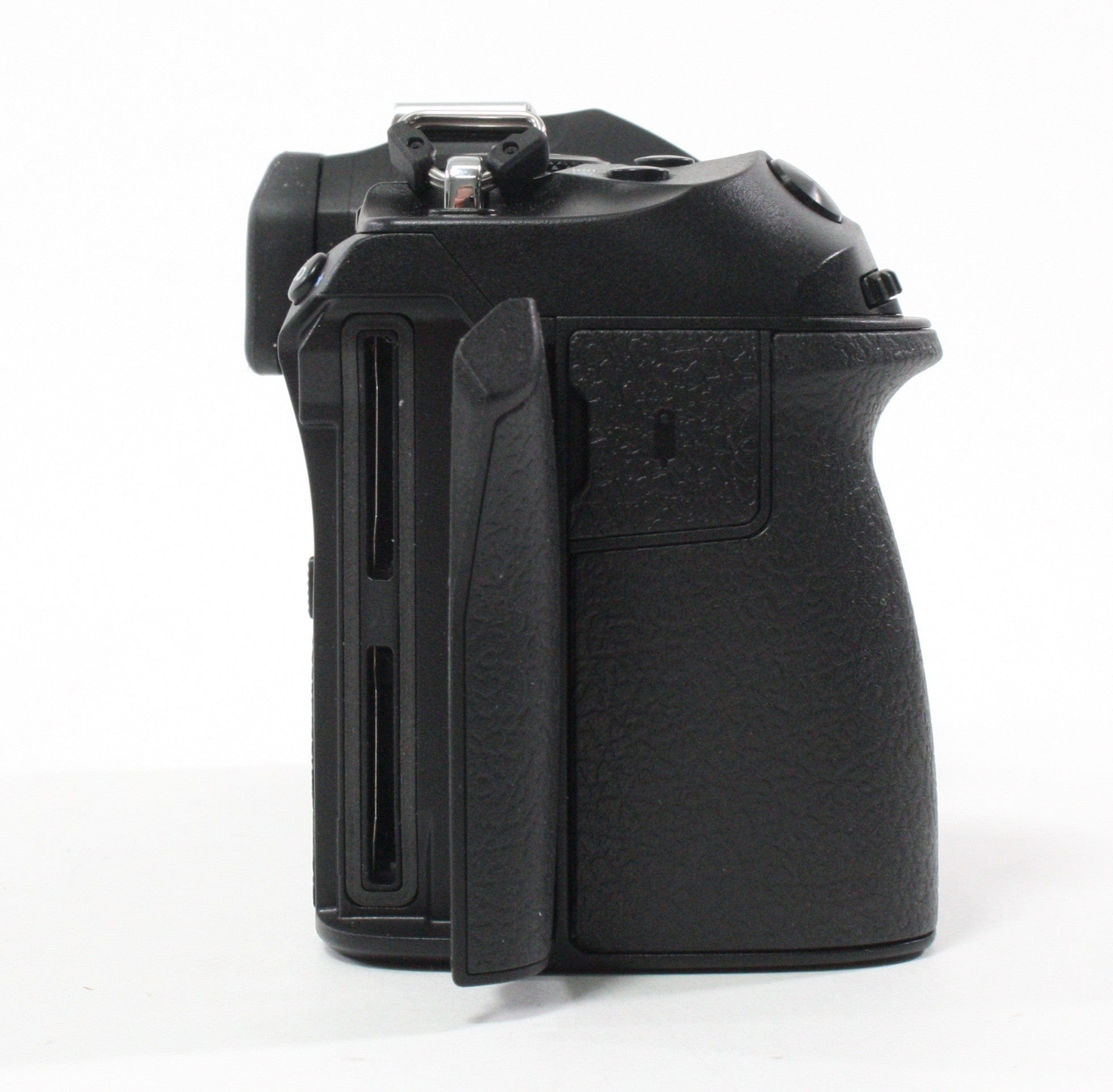 Olympus OM-1 Mirrorless Digital Camera with Shutter Count 704