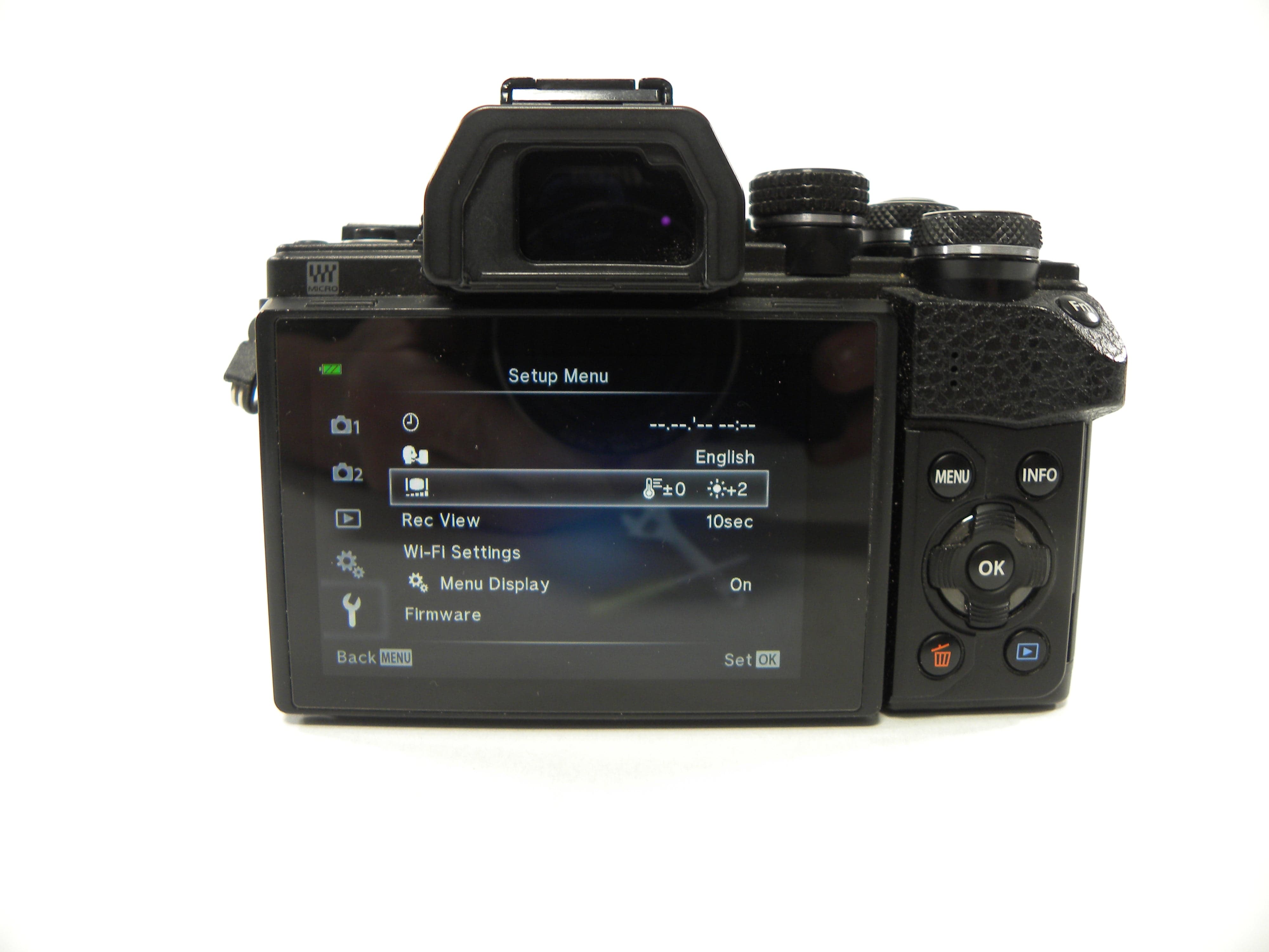 Olympus OM-D E-M10 Mark II 16.1mp Mirrorless Digital w/14-42mm S/C 6,469