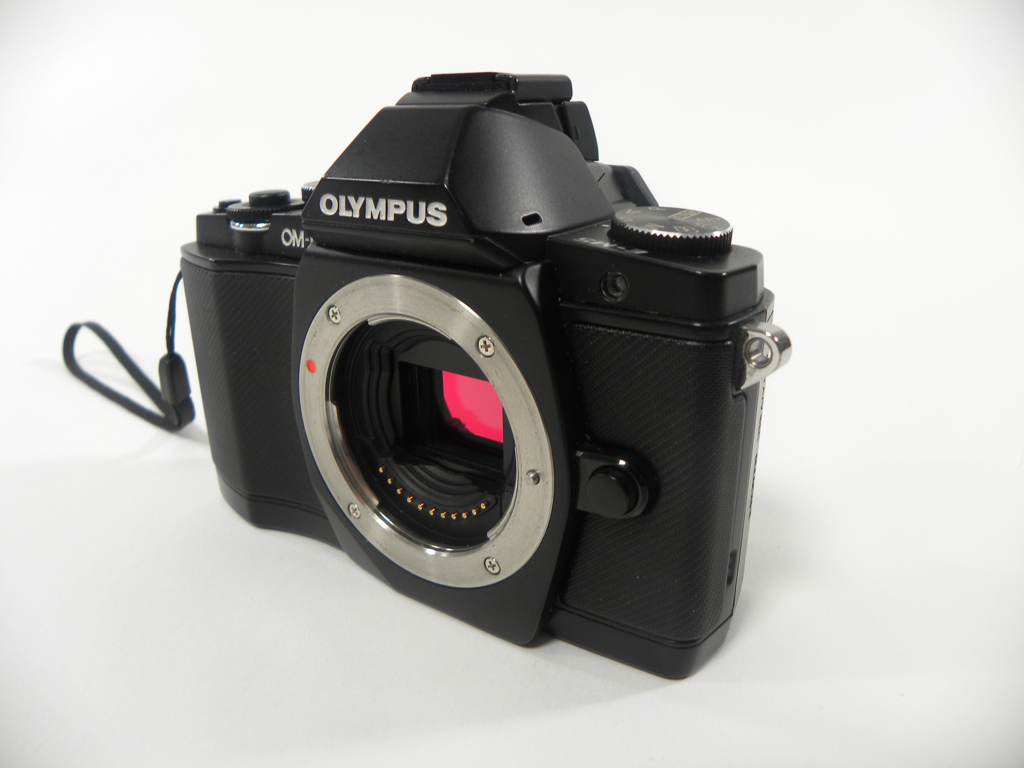 Olympus OM-D E-M5 16.1mp Digital Mirrorless Body only Shutter Ct. 5,544