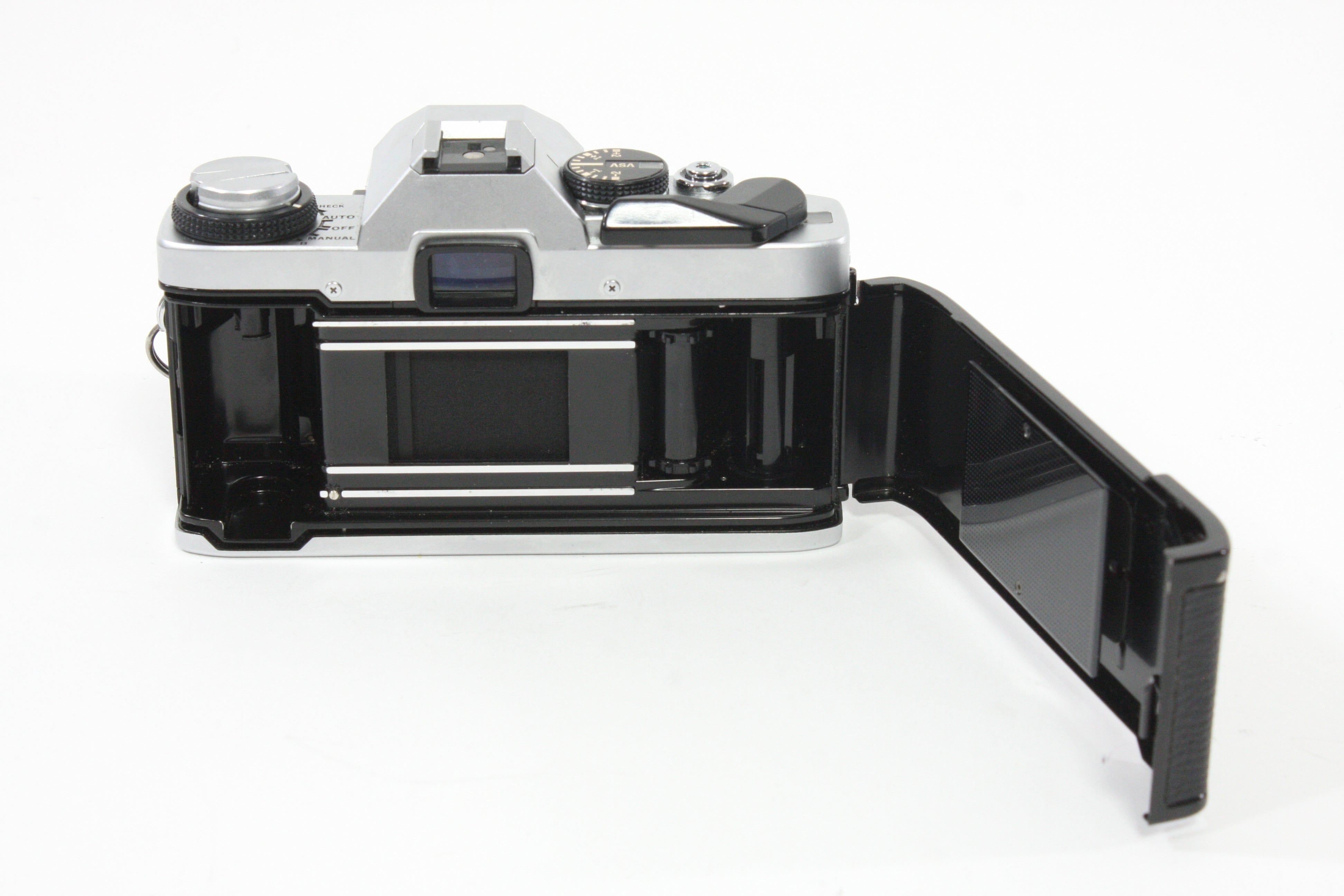 Olympus OM-G with 50mm f/1.8 Lens