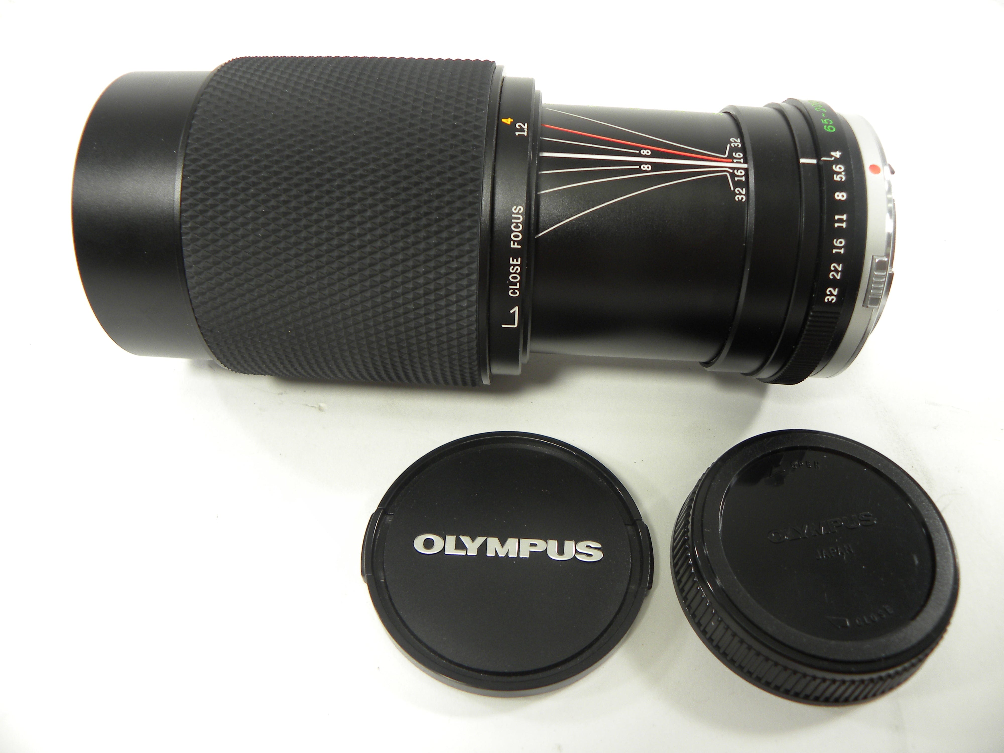 Olympus OM-System Zuiko Auto-S Zoom 65-200mm f4