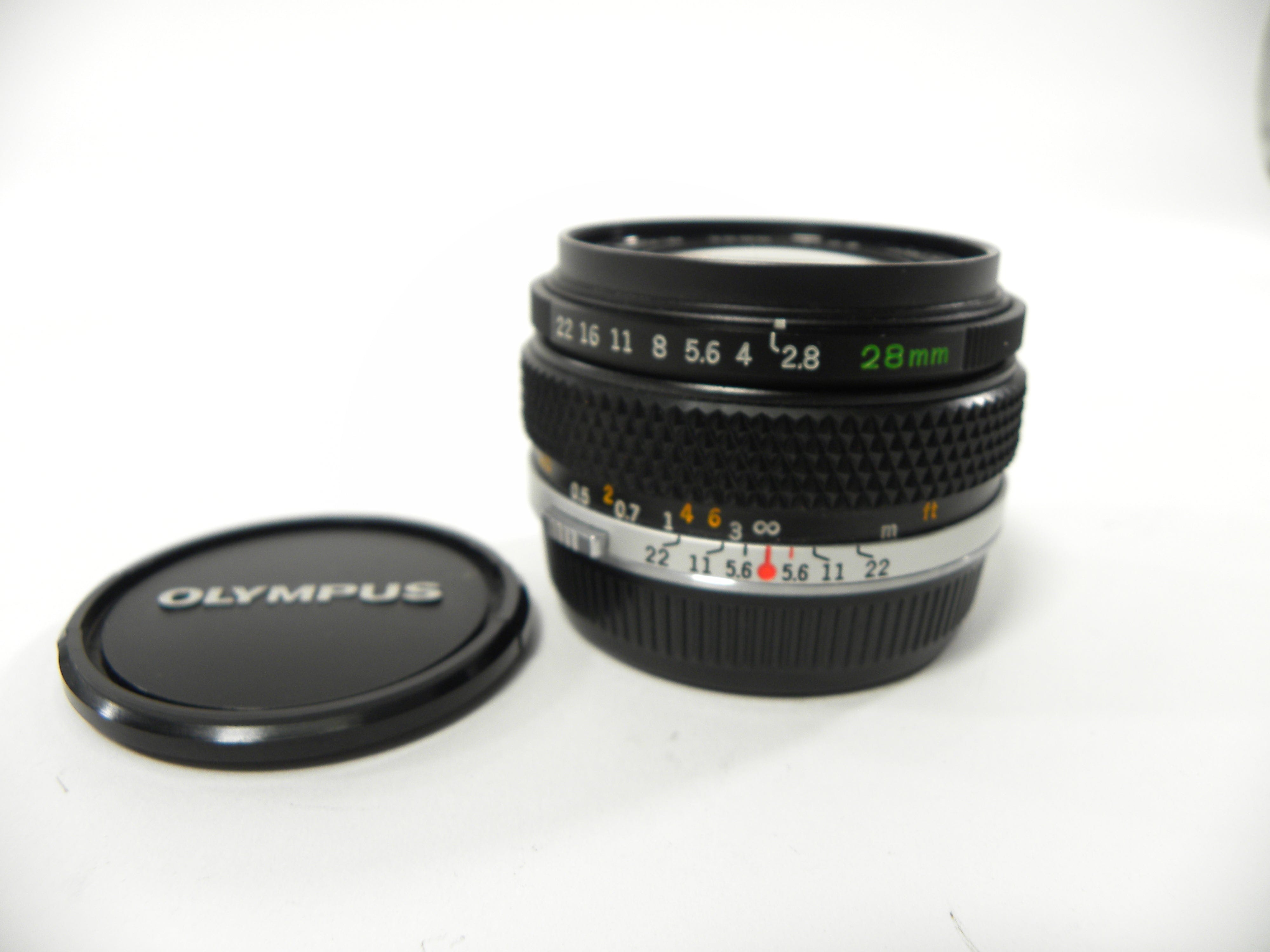 Olympus OM-System Zuiko Auto-W 28mm f2.8