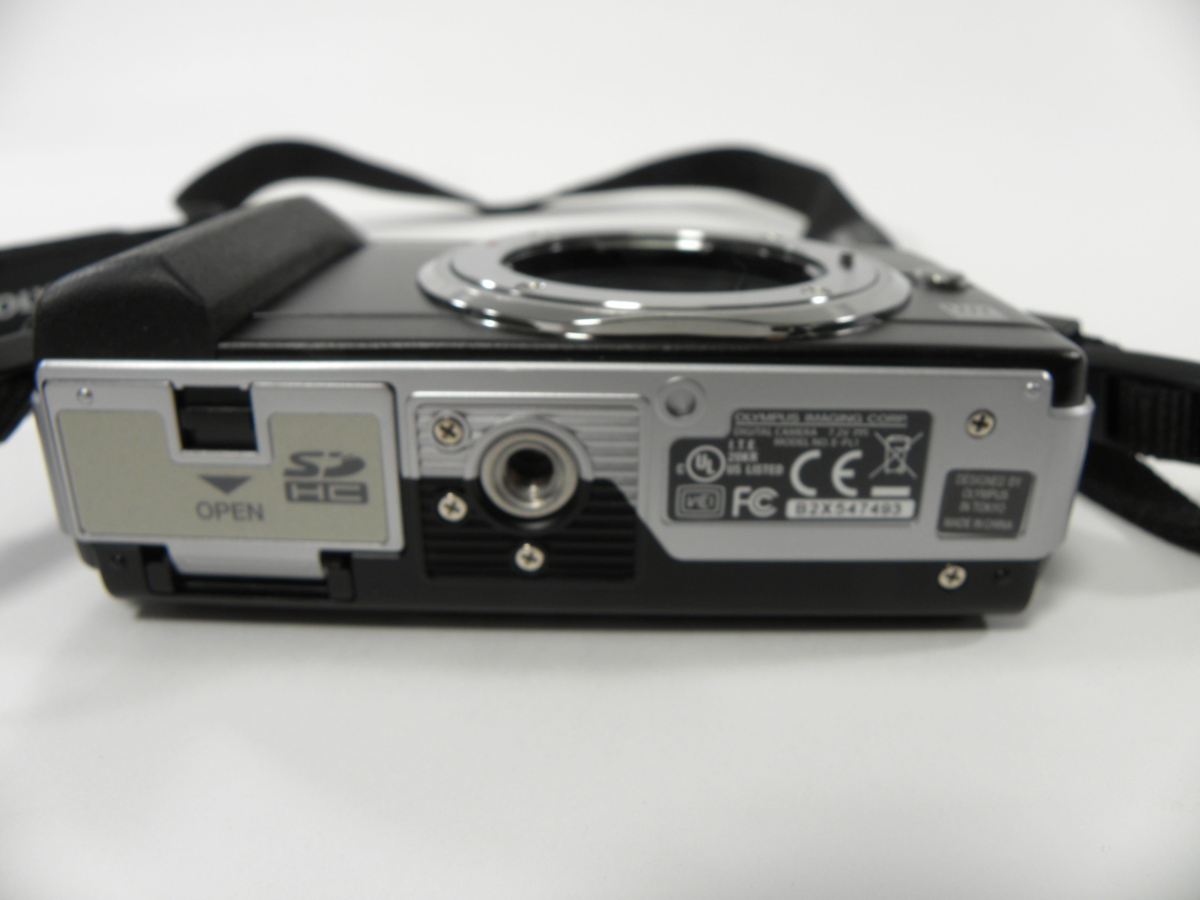 Olympus Pen E-PL1 Micro 4/3 12.3mp Digital Mirrorless Body Only Shutter Ct. 306