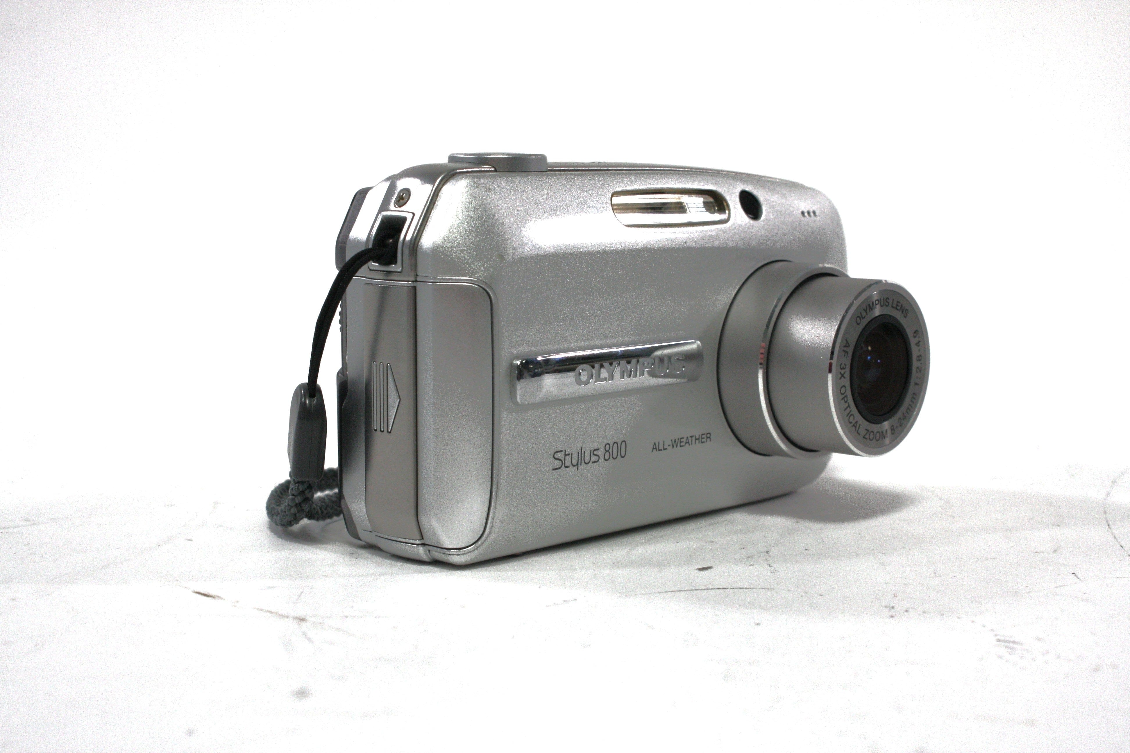 Olympus Stylus 800 All-Weather Digital Camera 3x Zoom 8.0mp
