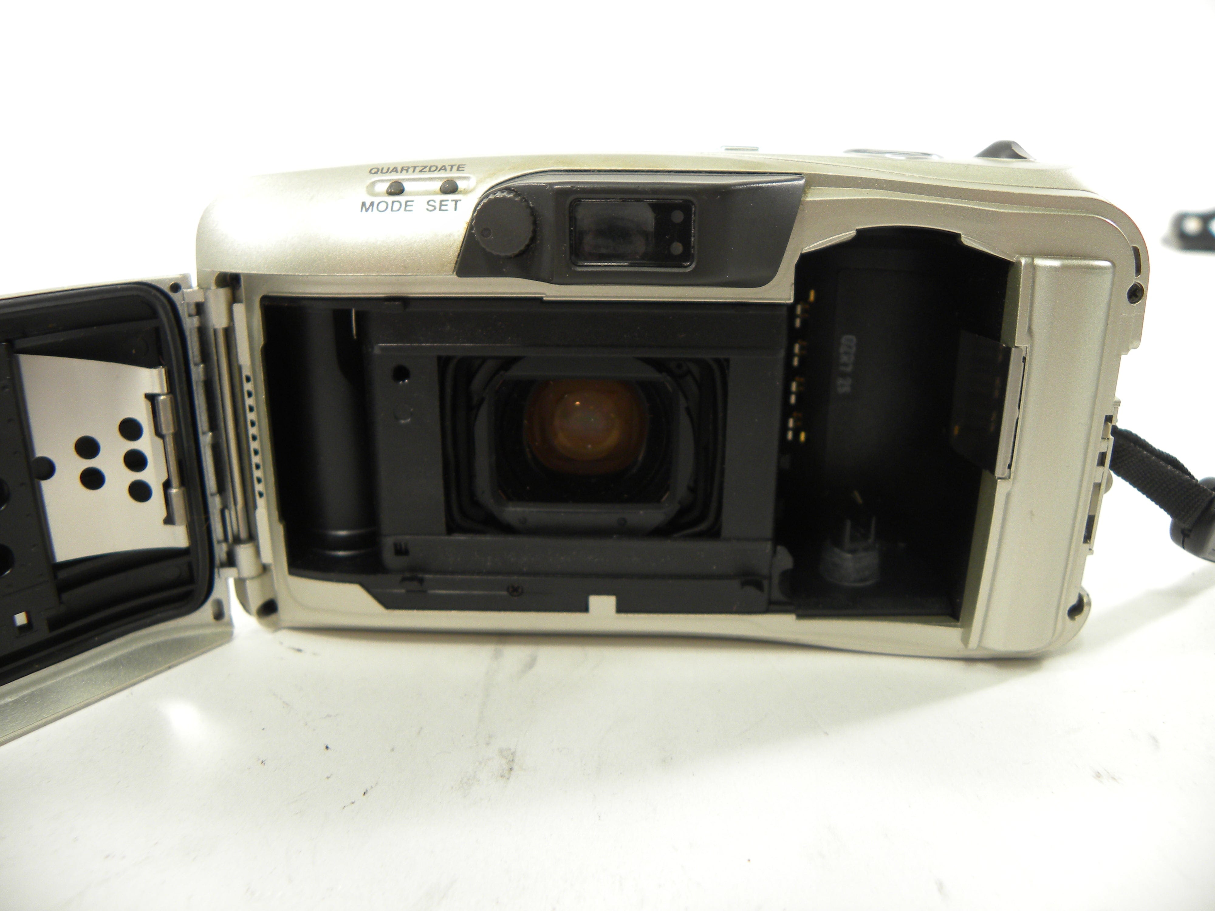 Olympus Stylus Zoom 140 35mm Camera