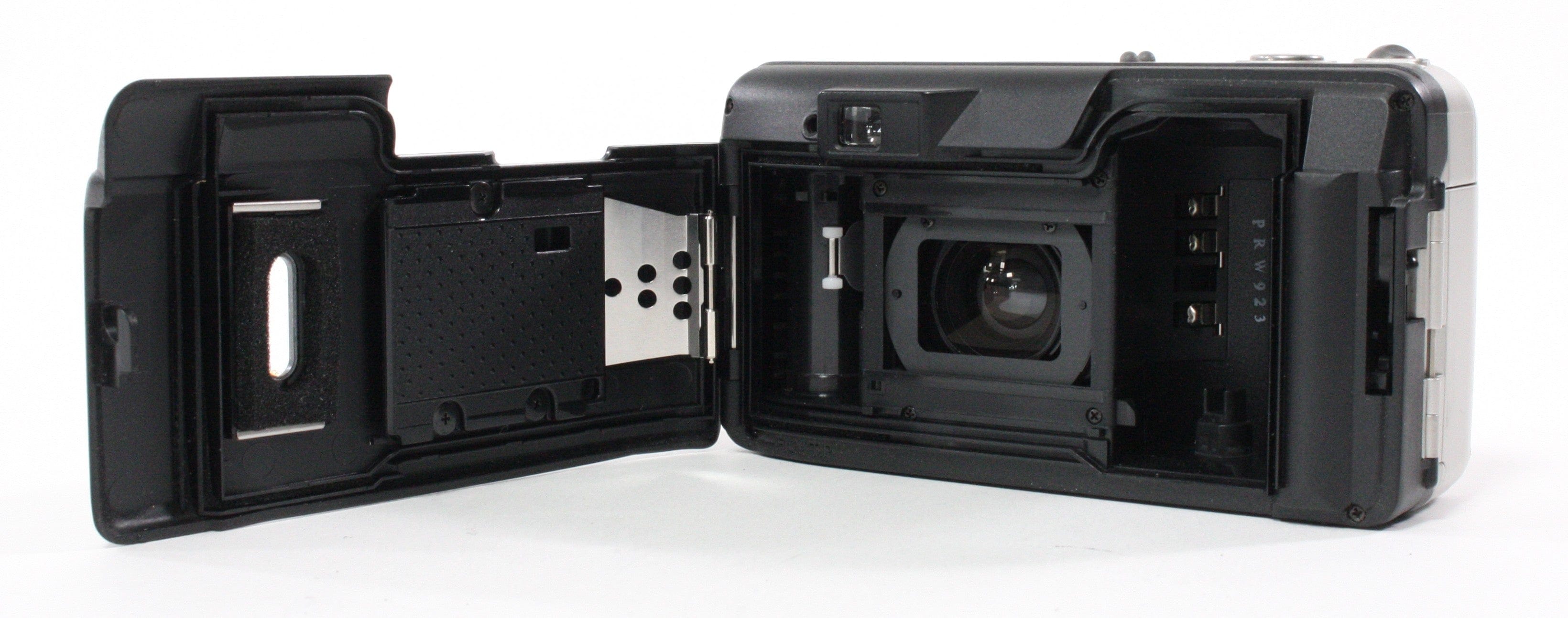 Olympus SuperZoom 76G AF 35mm Point-and-Shoot Camera