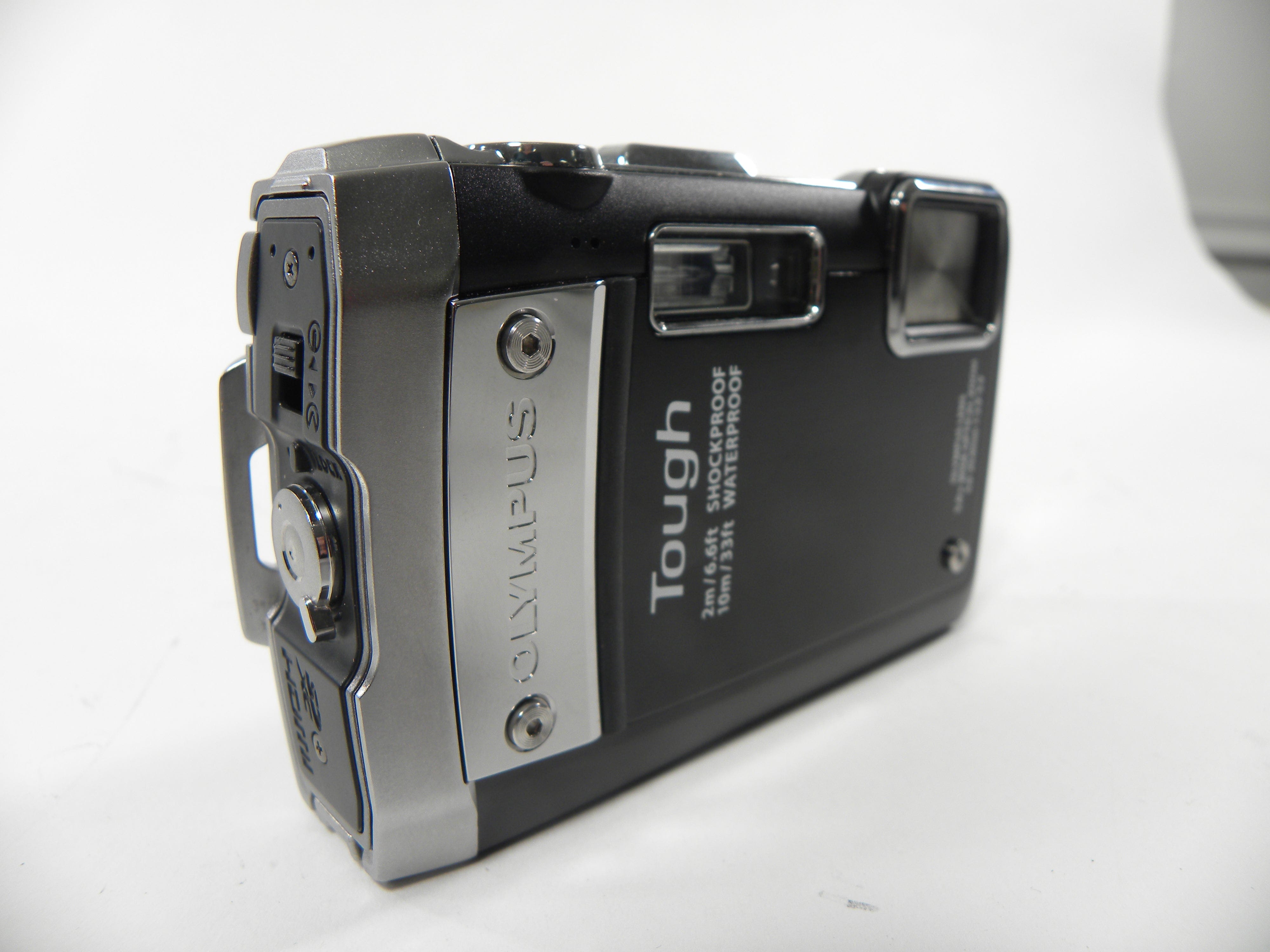 Olympus Tough TG-810 14mp Digital Camera