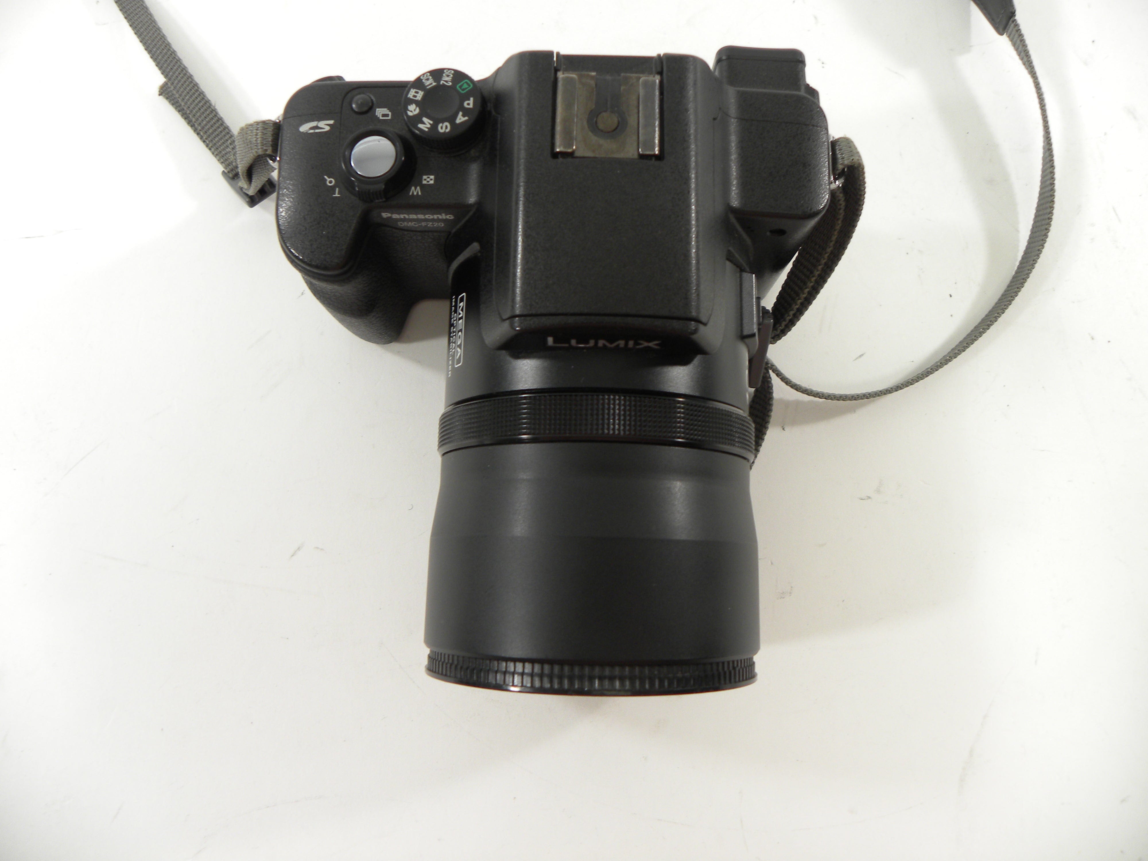 Panasonic DMC-FZ20 Lumix 5mp Digital Camera