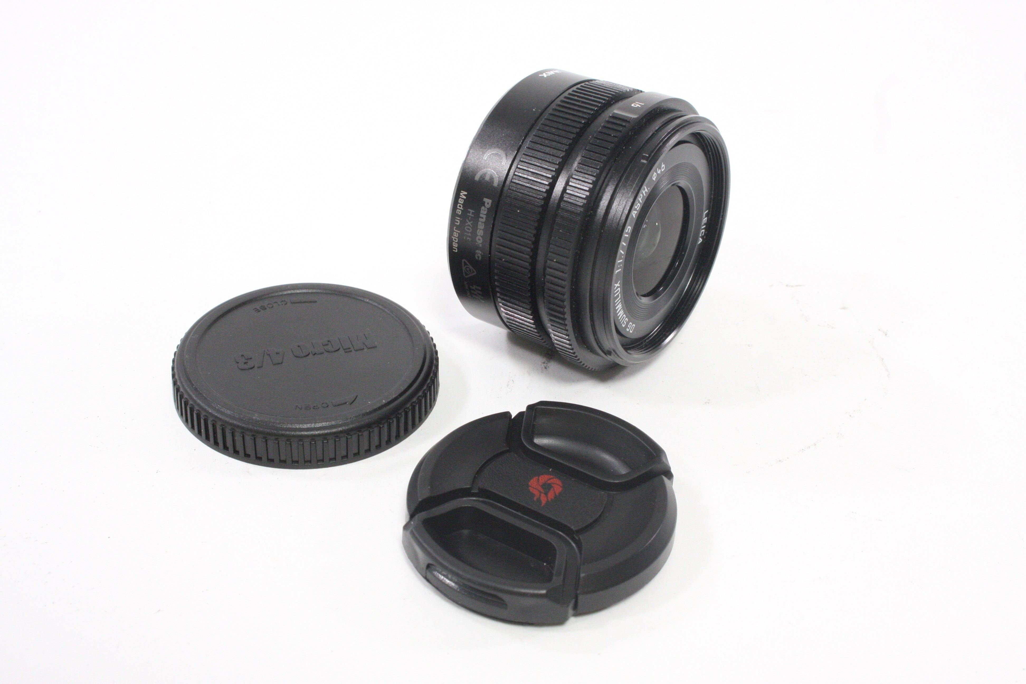 Panasonic Lumix 15mm f/1.7 Leica DG Summilux Lens for Micro 4/3 Mount