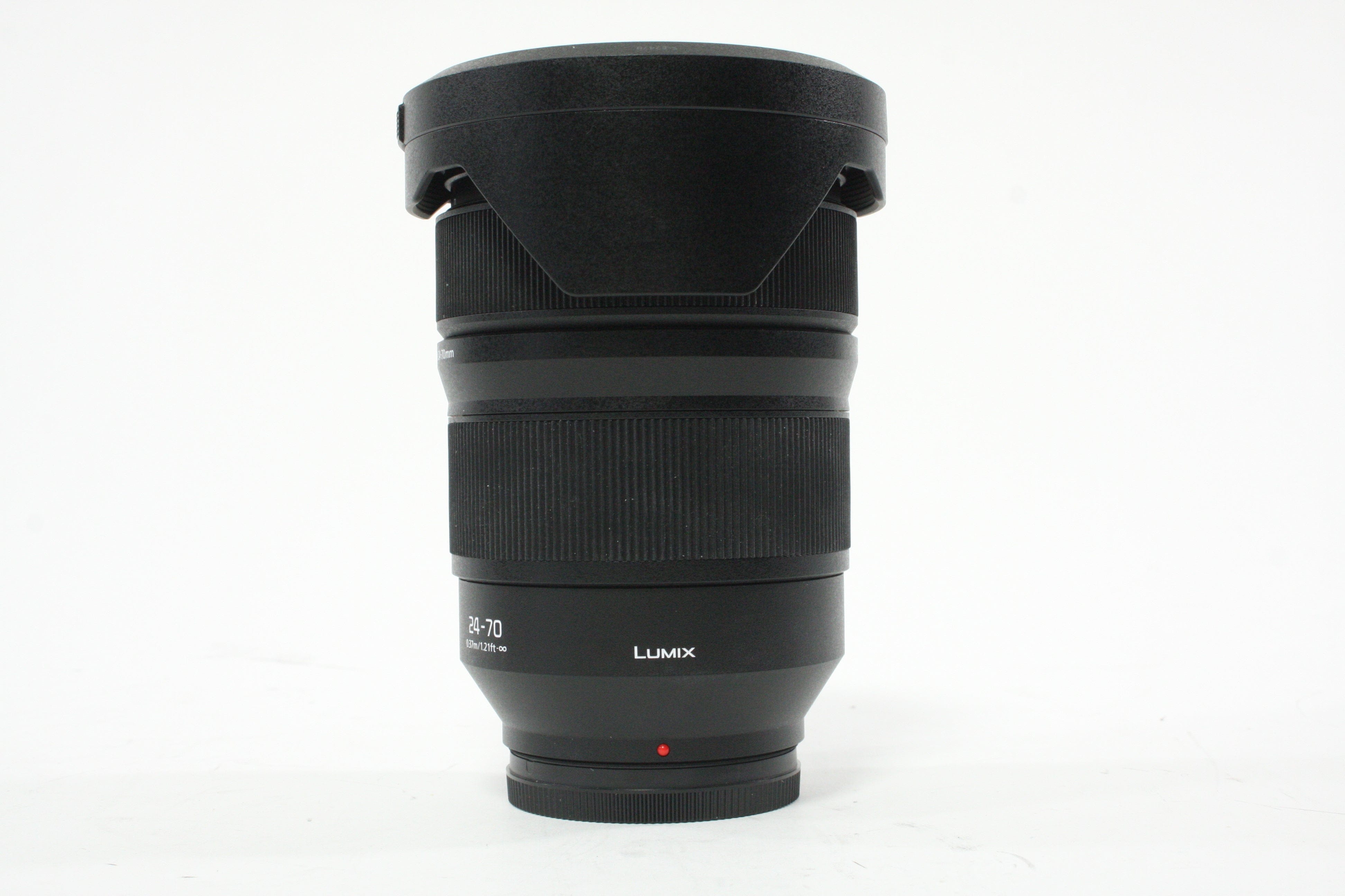 Panasonic Lumix 24-70mm f/2.8 S PRO Model S-E2470 Lens for L Mount
