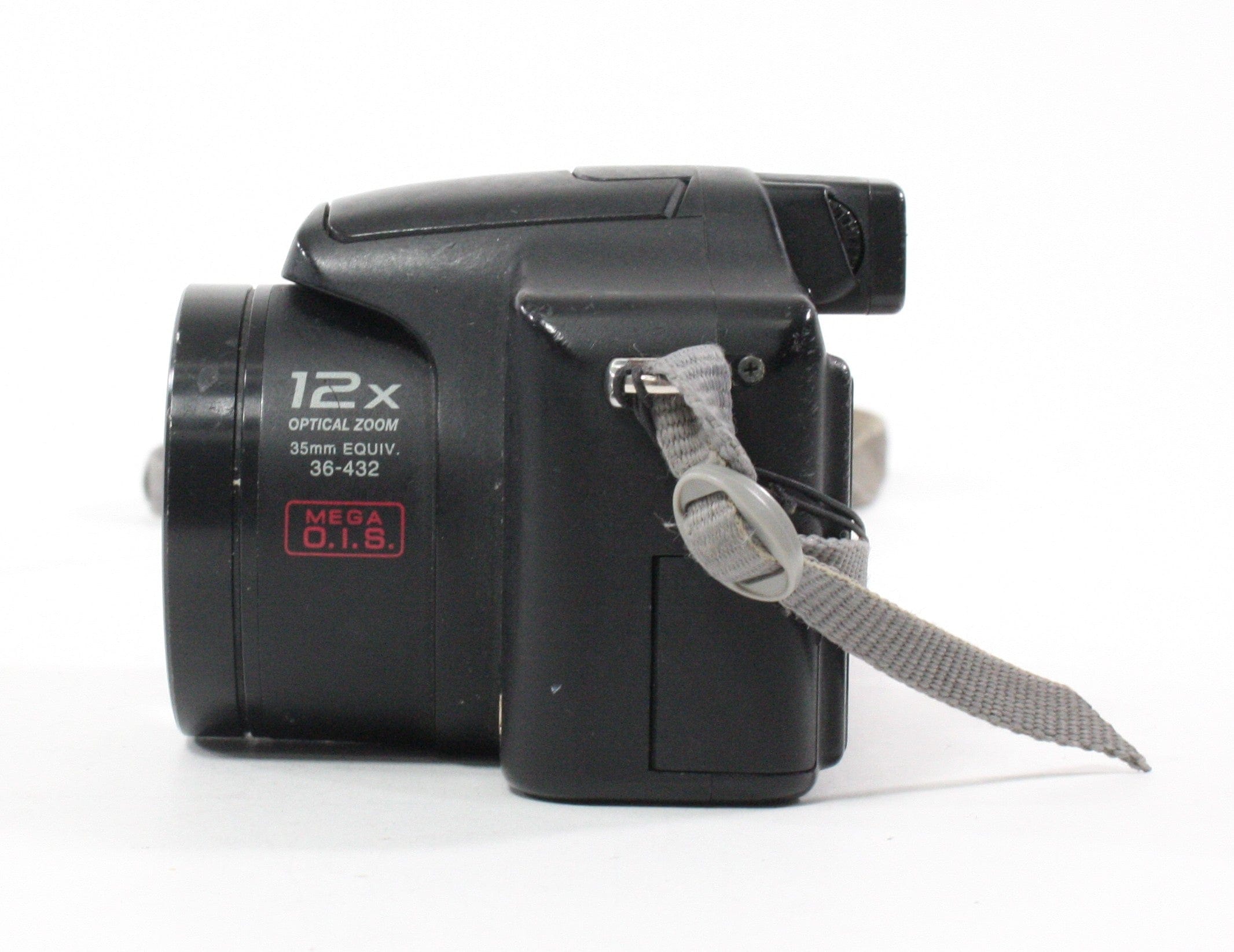 Panasonic Lumix DMC-FZ7 Point-and-Shoot Digital Camera 12x Zoom 6mp