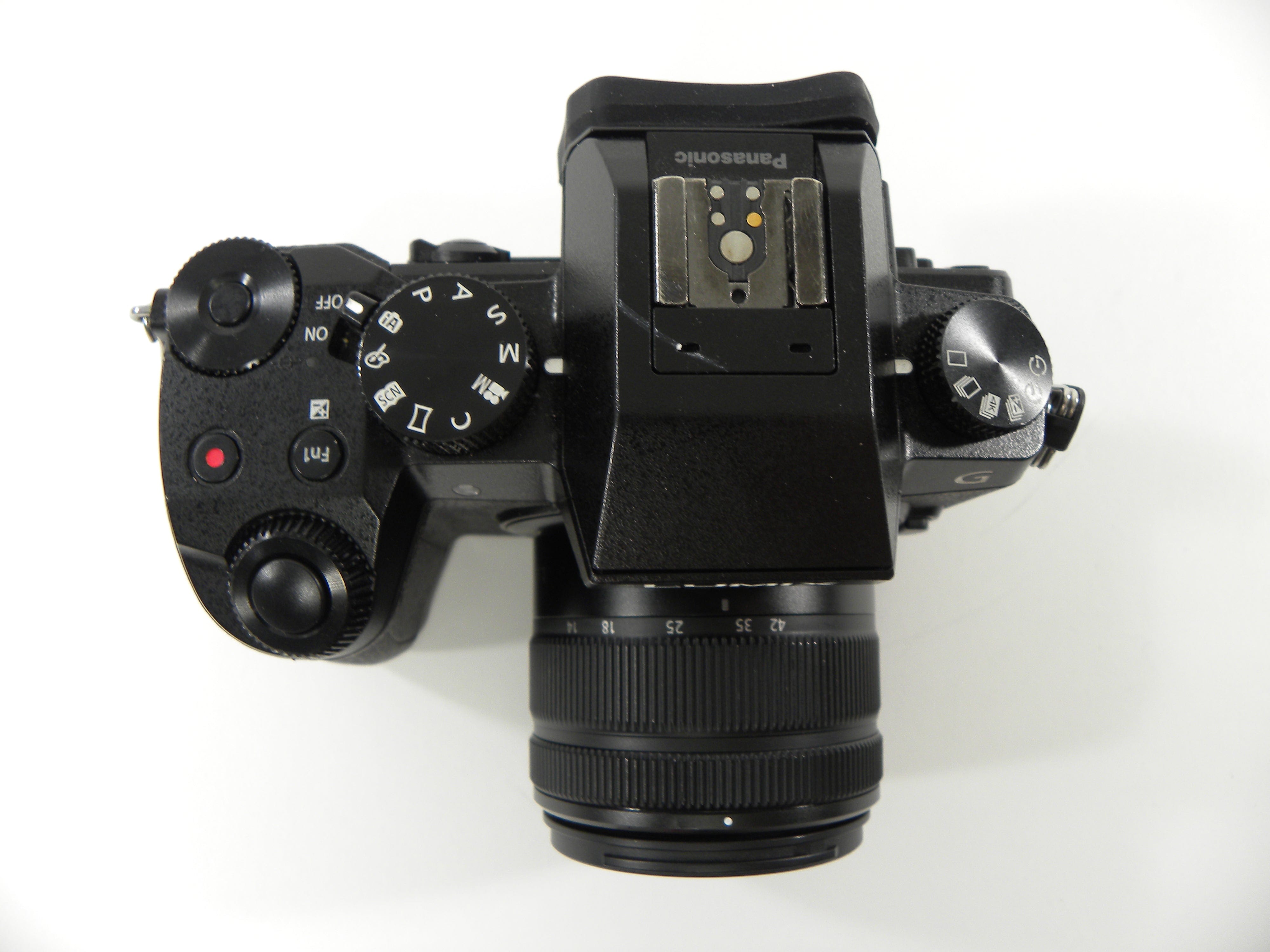 Panasonic Lumix DMC-G7 16.0mp Mirrorless w/14-42mm Micro 4/3 S/C 1,442